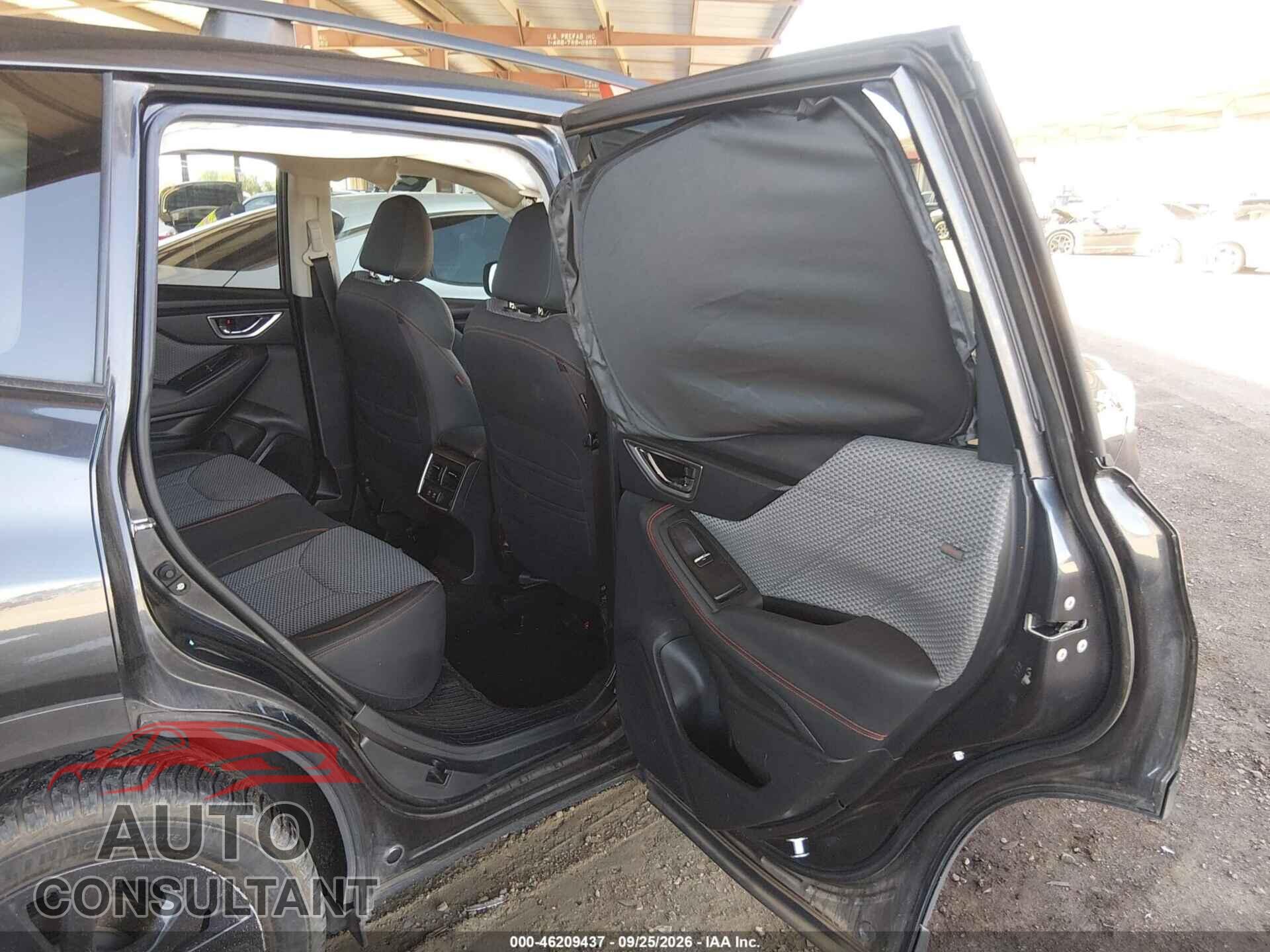 SUBARU FORESTER 2019 - JF2SKAPC2KH490603