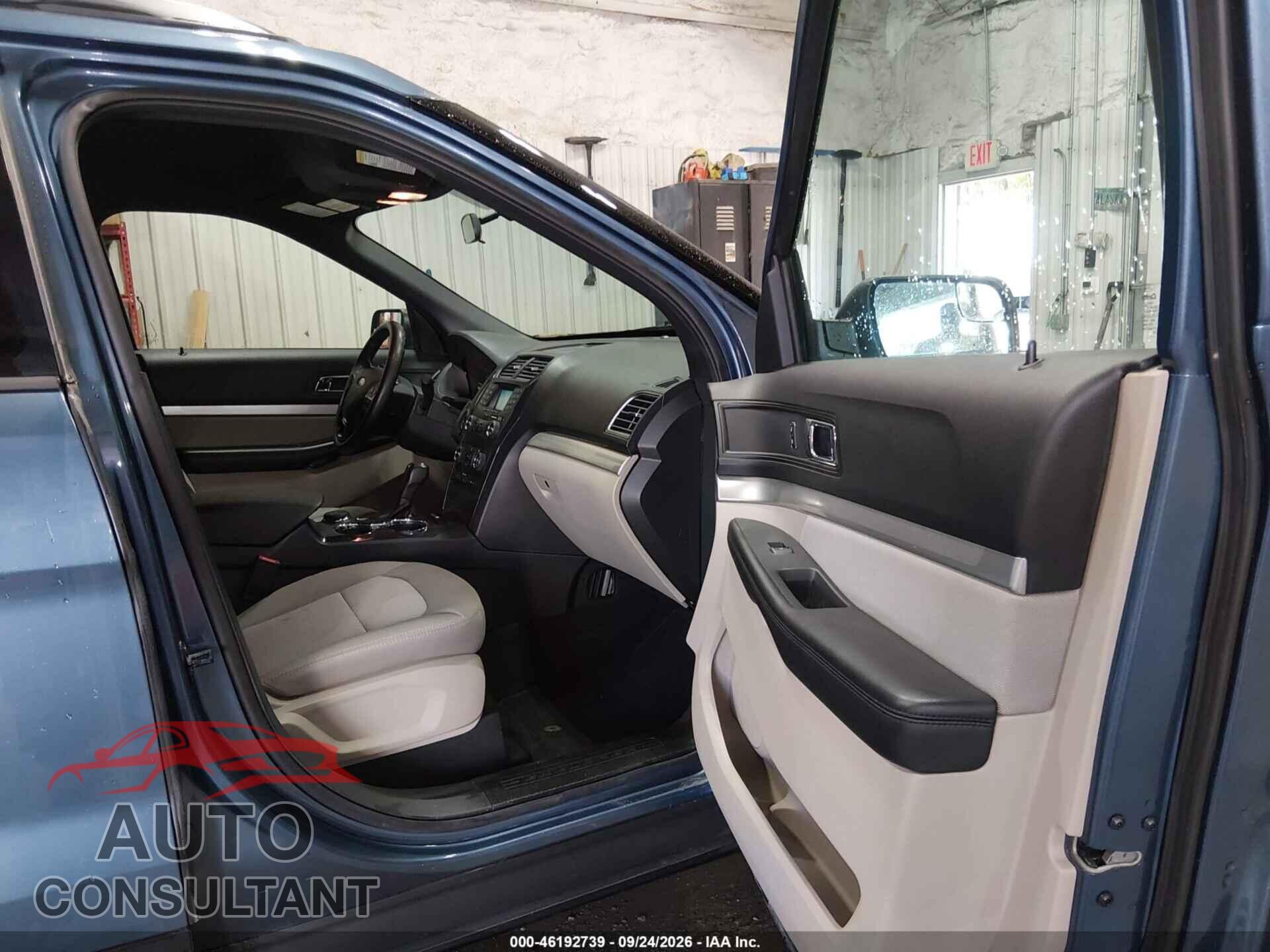 FORD EXPLORER 2018 - 1FM5K8B82JGB95380