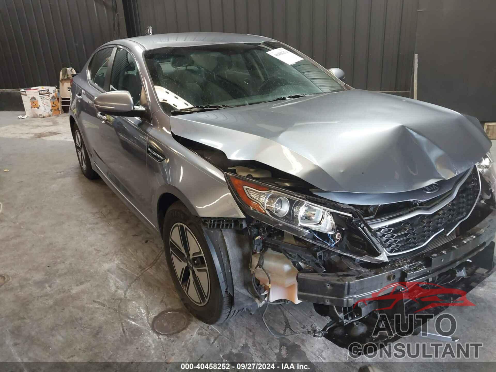 KIA OPTIMA HYBRID 2011 - KNAGM4ADXB5003745