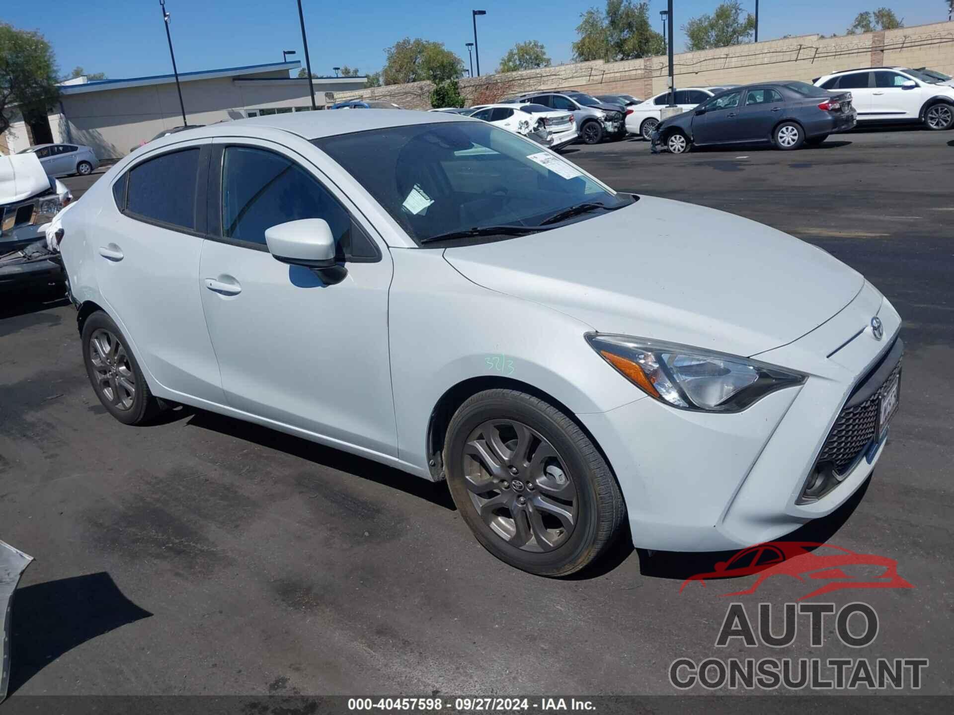 TOYOTA YARIS 2019 - 3MYDLBYV2KY517394