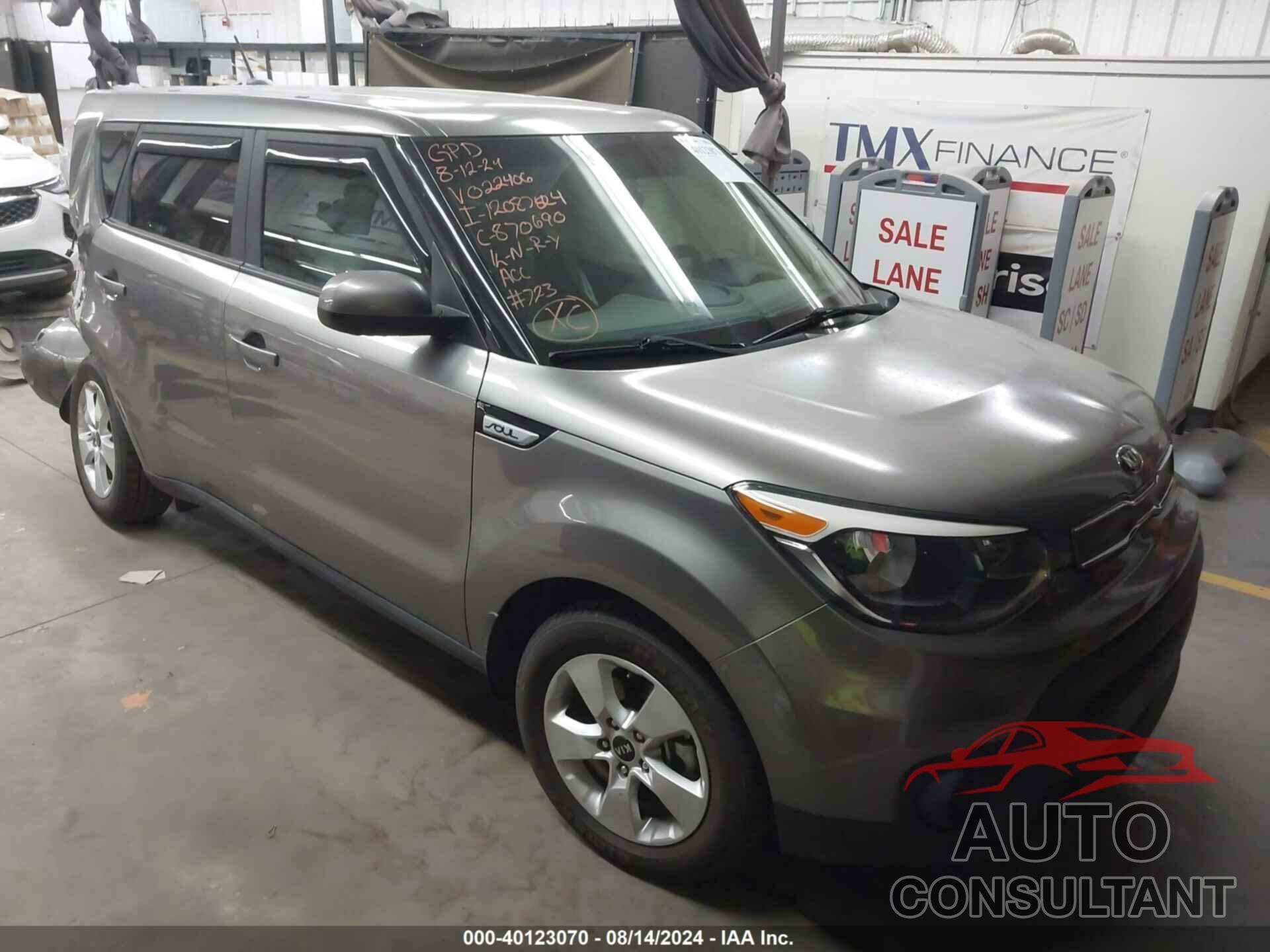 KIA SOUL 2019 - KNDJN2A2XK7022406