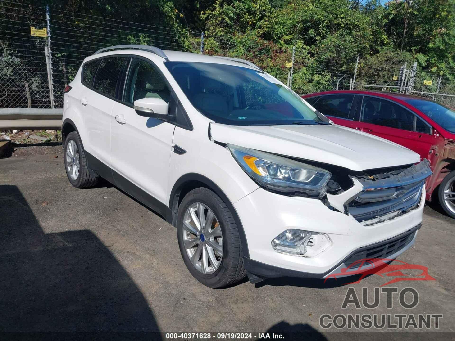 FORD ESCAPE 2017 - 1FMCU0JDXHUD34247