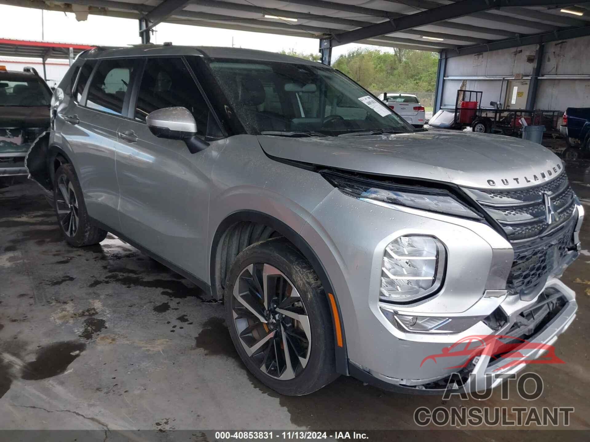 MITSUBISHI OUTLANDER 2022 - JA4J3UA85NZ010947