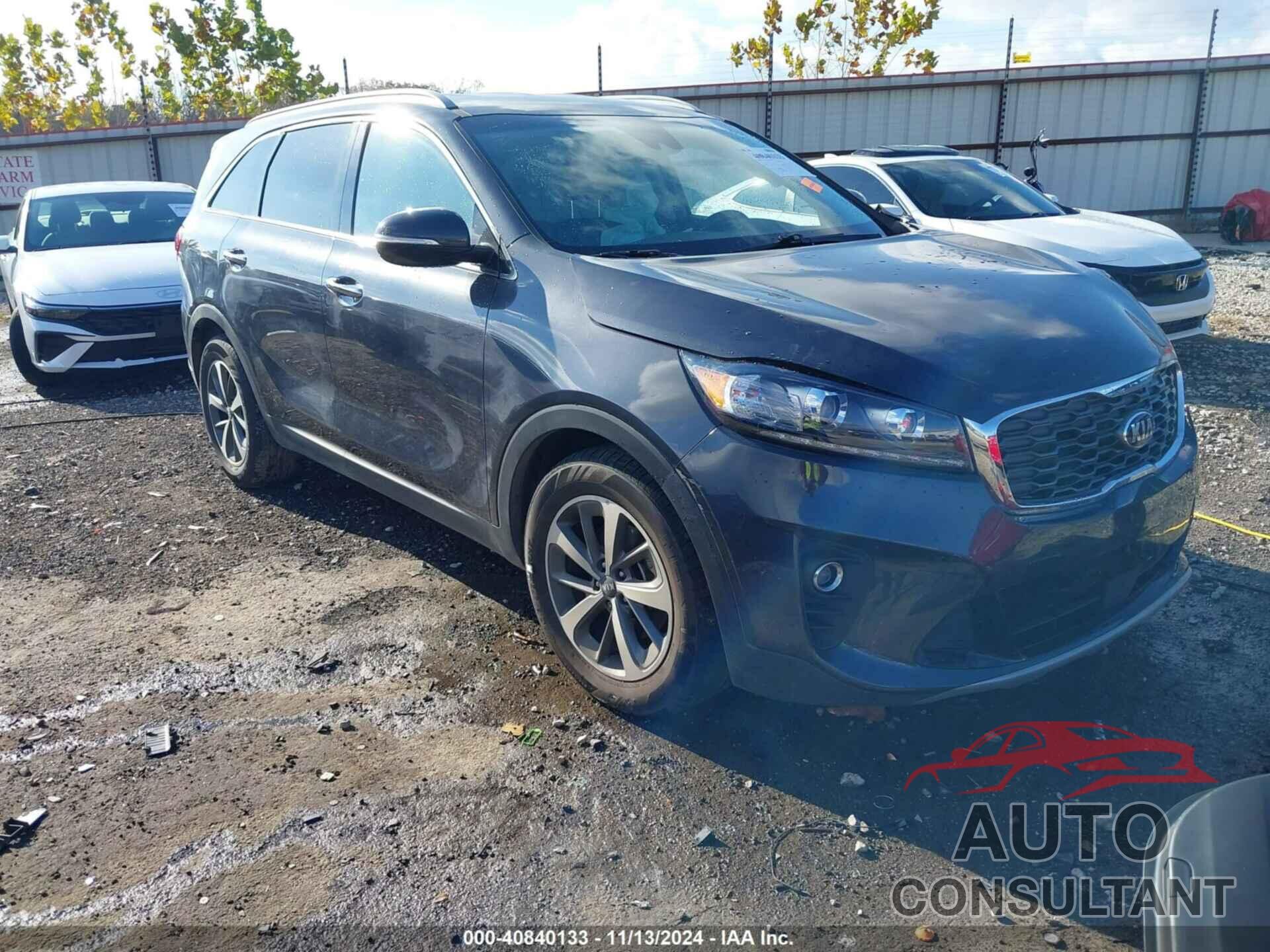 KIA SORENTO 2019 - 5XYPH4A58KG494601