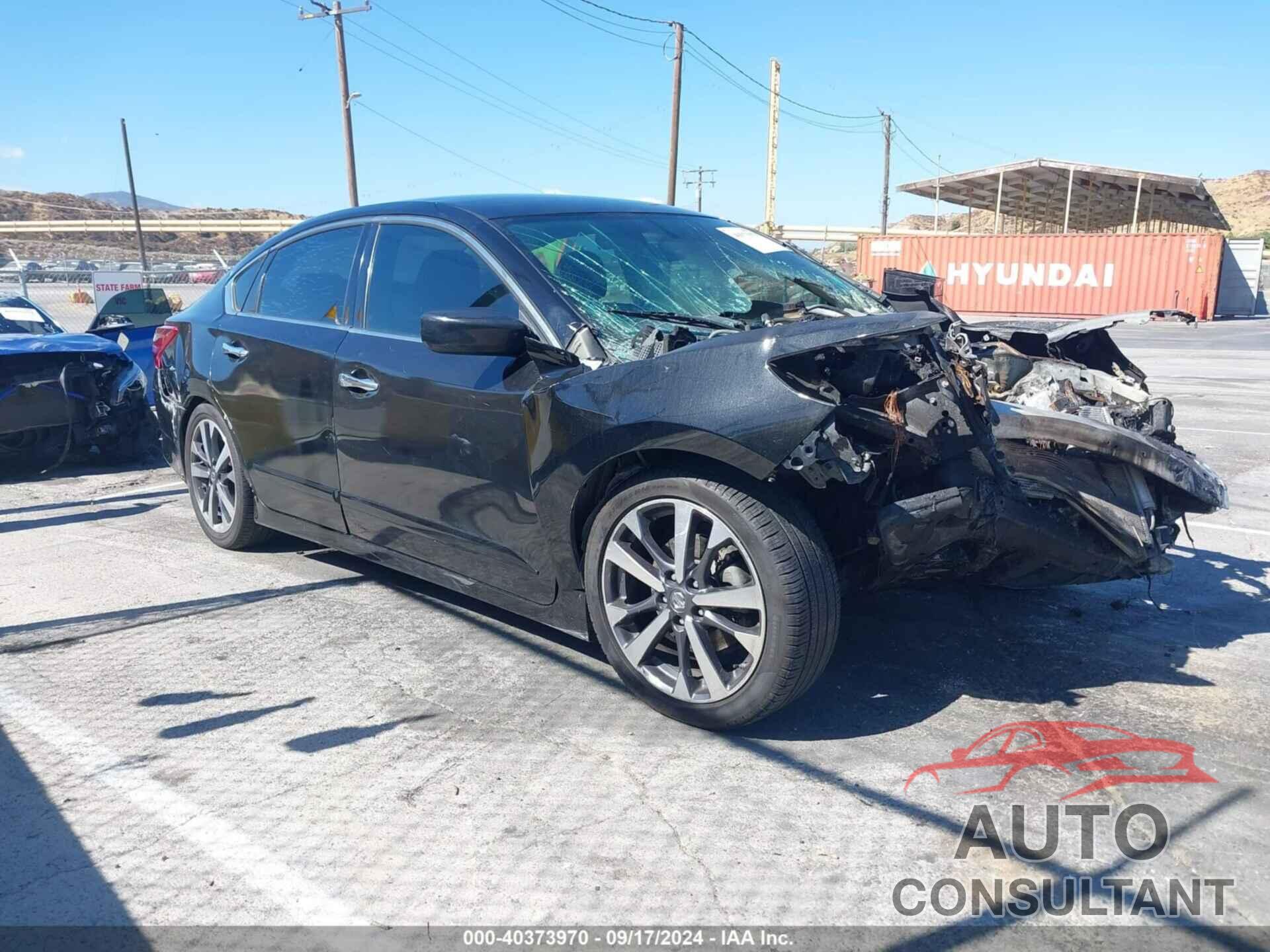 NISSAN ALTIMA 2017 - 1N4AL3AP8HN345404