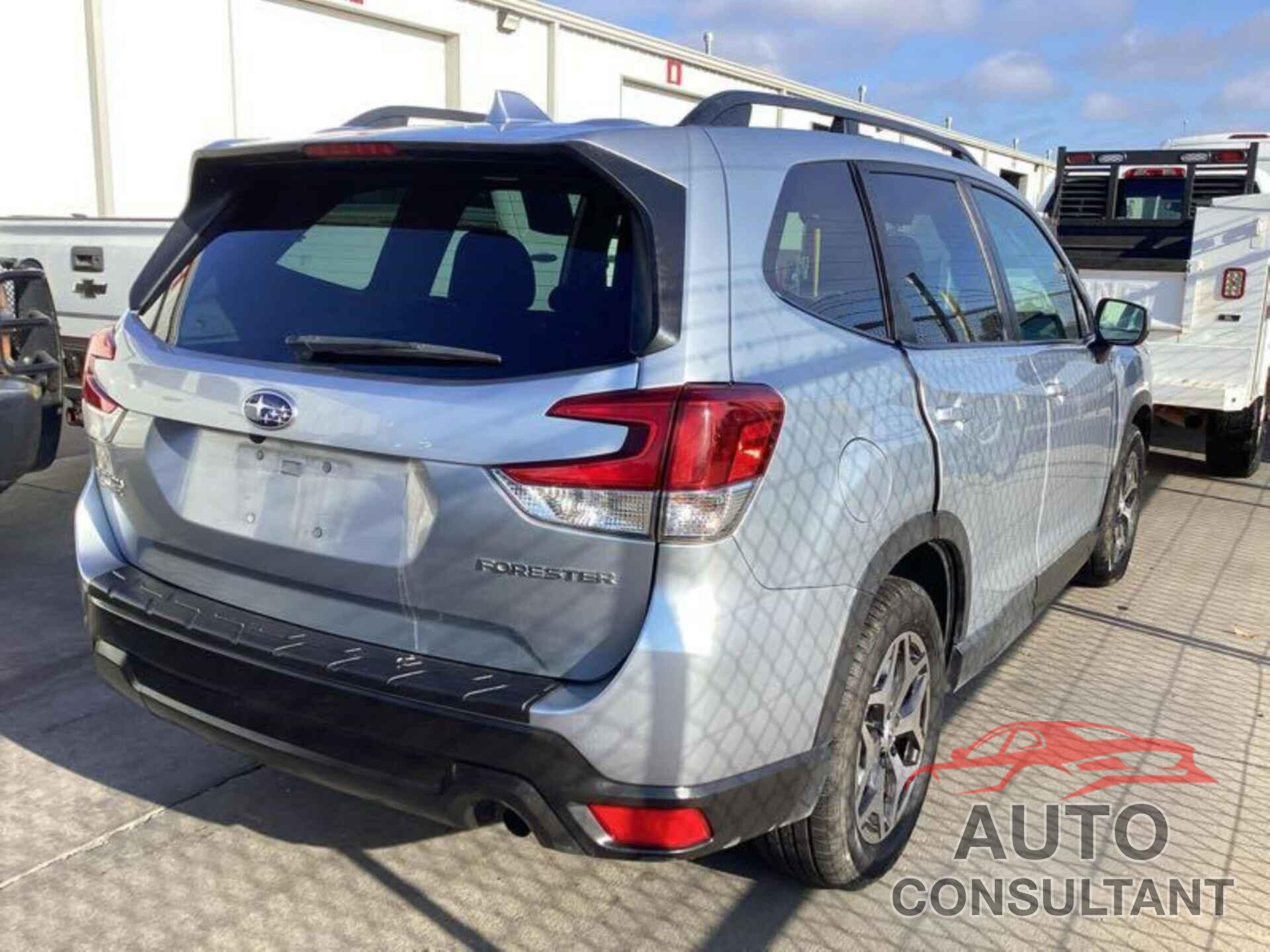 SUBARU FORESTER 2021 - JF2SKAJC7MH556221