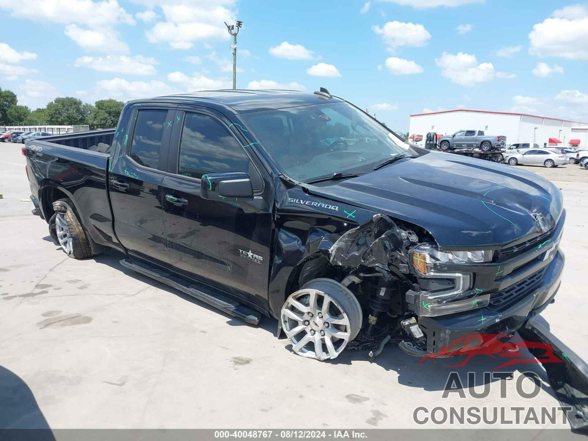 CHEVROLET SILVERADO 1500 2021 - 1GCRYEED8MZ214213