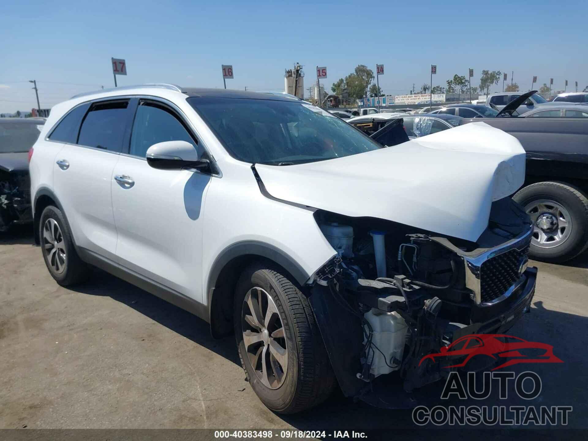 KIA SORENTO 2018 - 5XYPH4A55JG367612