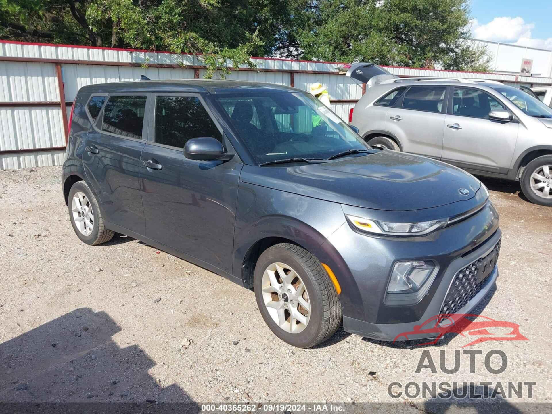 KIA SOUL 2020 - KNDJ23AU7L7010988