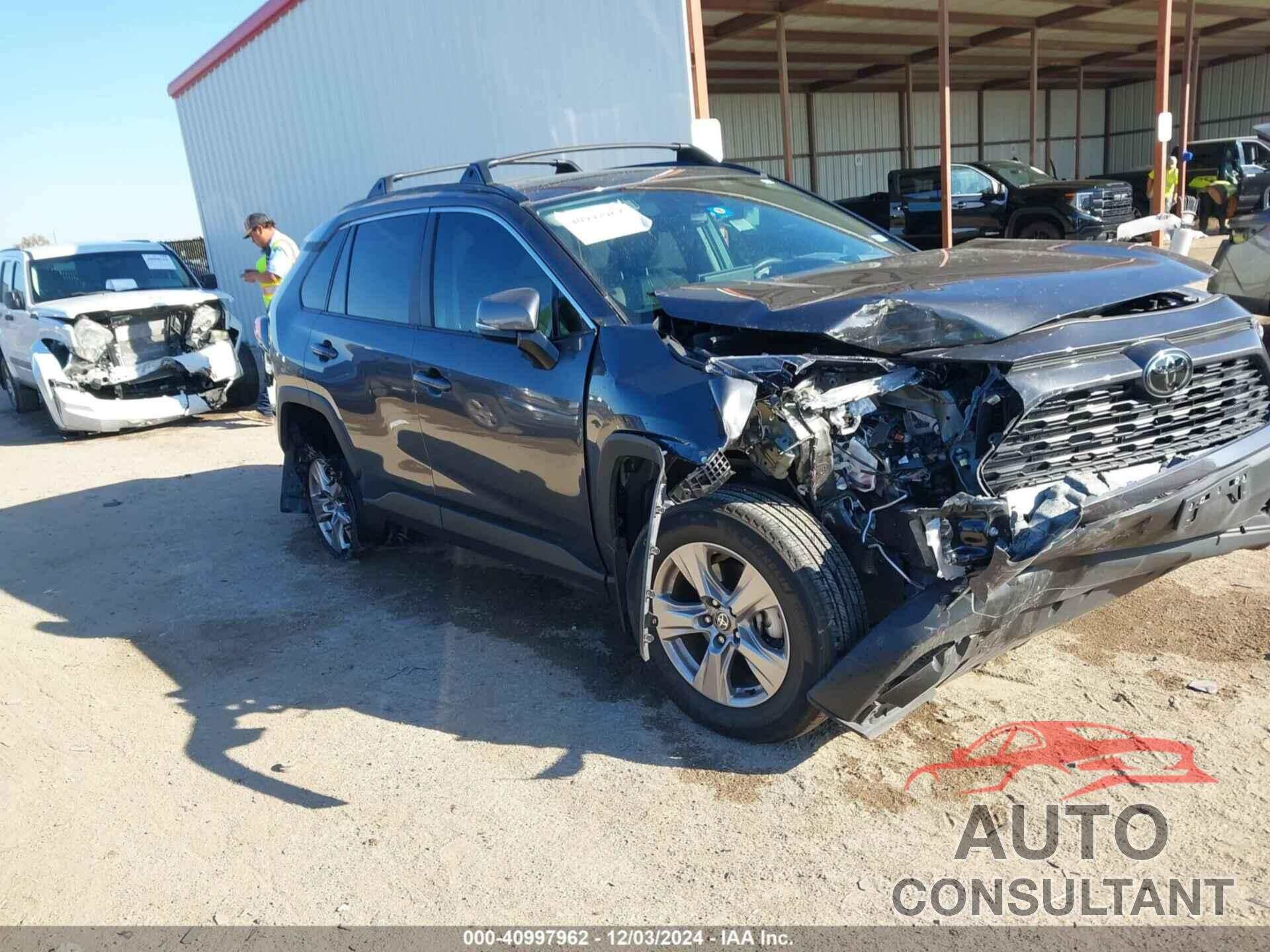 TOYOTA RAV4 2023 - 2T3W1RFV7PW291164