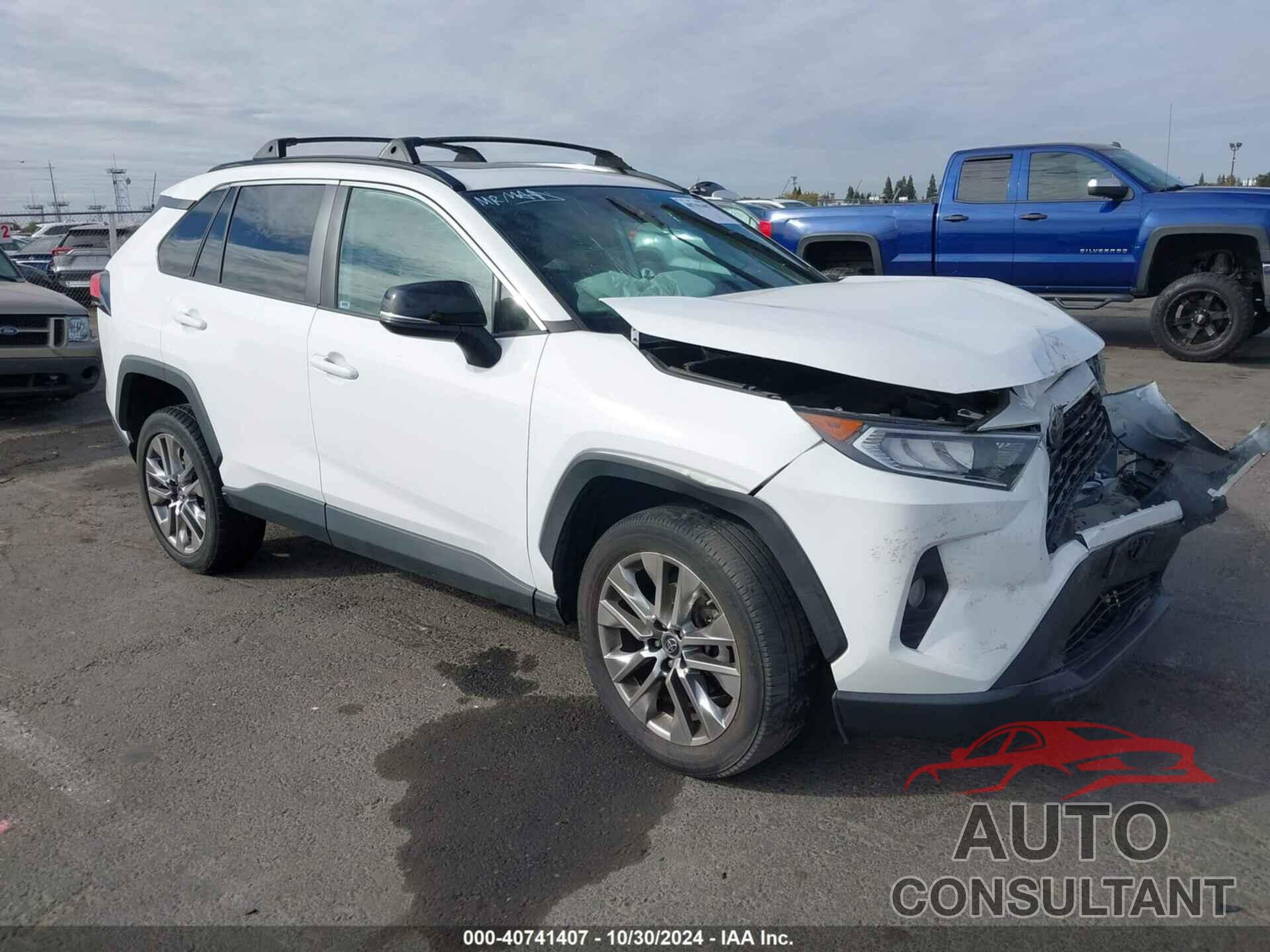 TOYOTA RAV4 2019 - 2T3A1RFV4KC050778