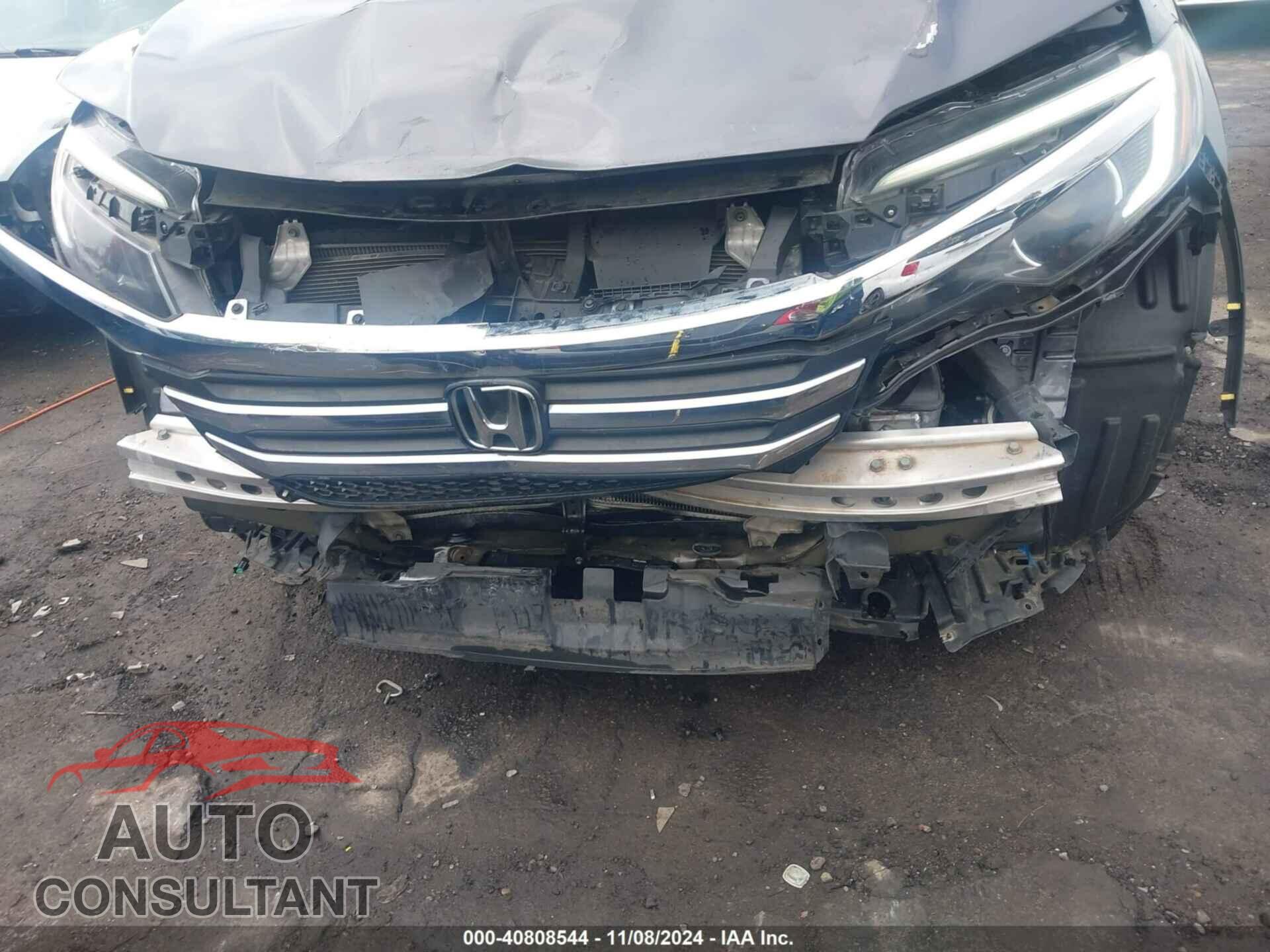 HONDA PILOT 2017 - 5FNYF5H55HB013161