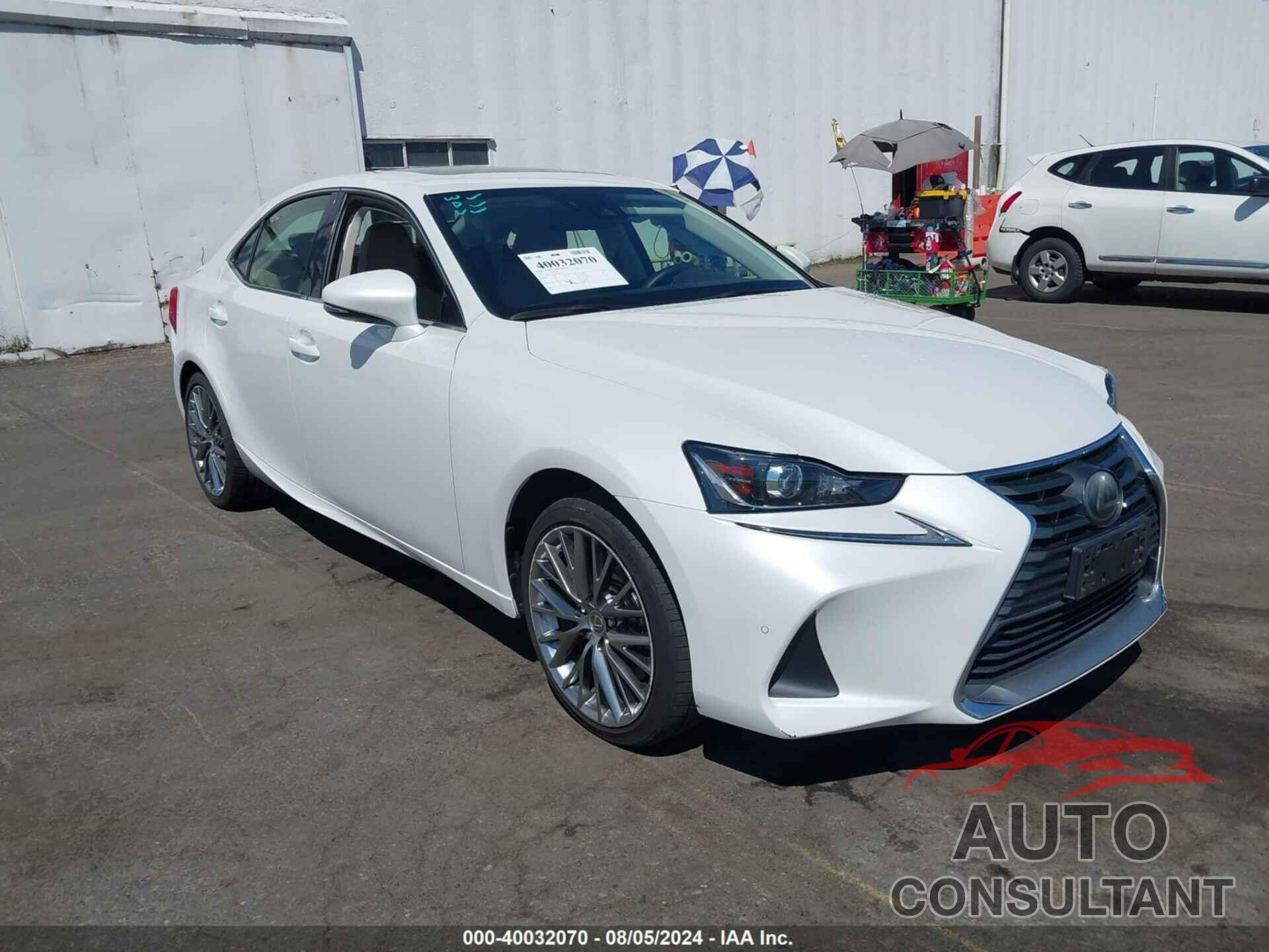 LEXUS IS 300 2018 - JTHBA1D26J5075148