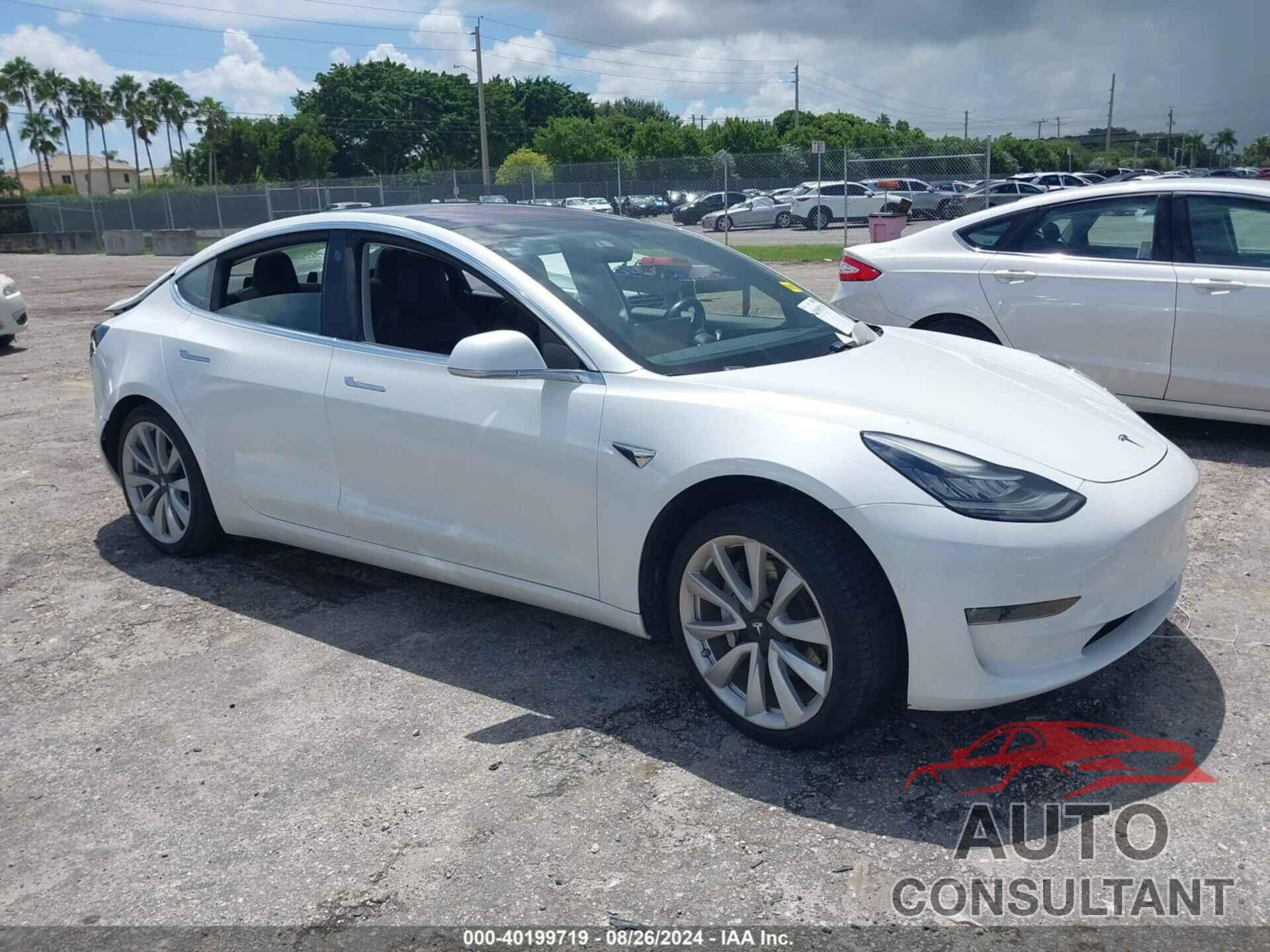 TESLA MODEL 3 2018 - 5YJ3E1EAXJF015811