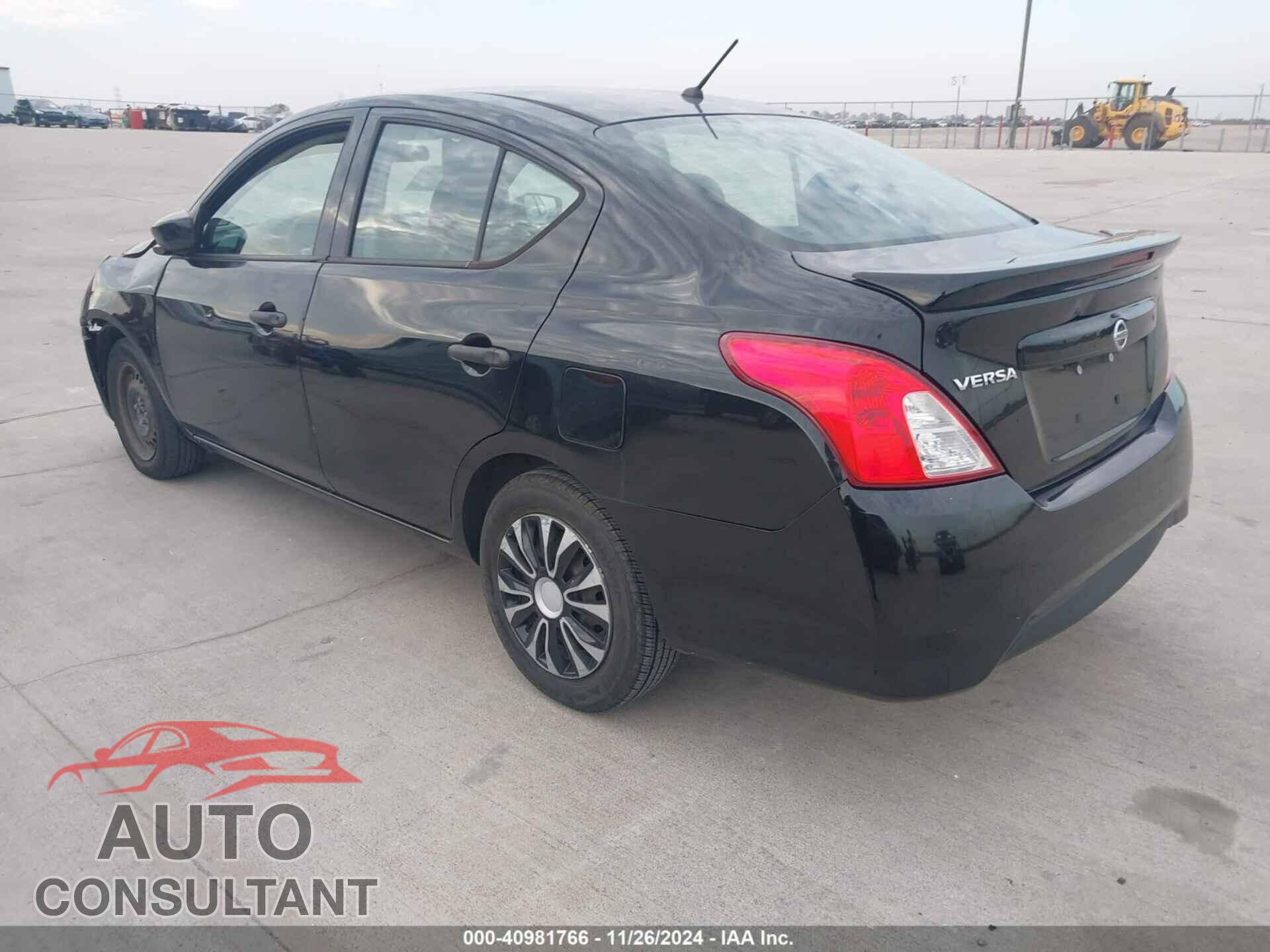 NISSAN VERSA 2017 - 3N1CN7AP3HL824059