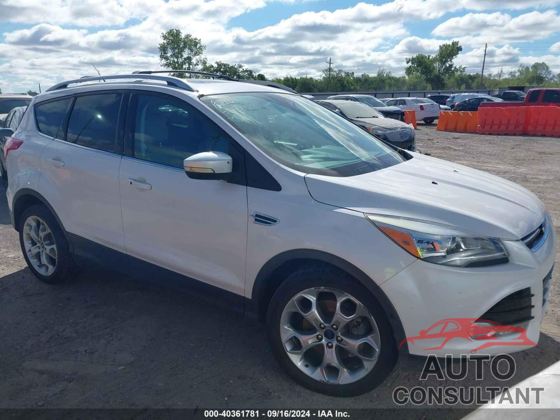 FORD ESCAPE 2016 - 1FMCU9J91GUB57957