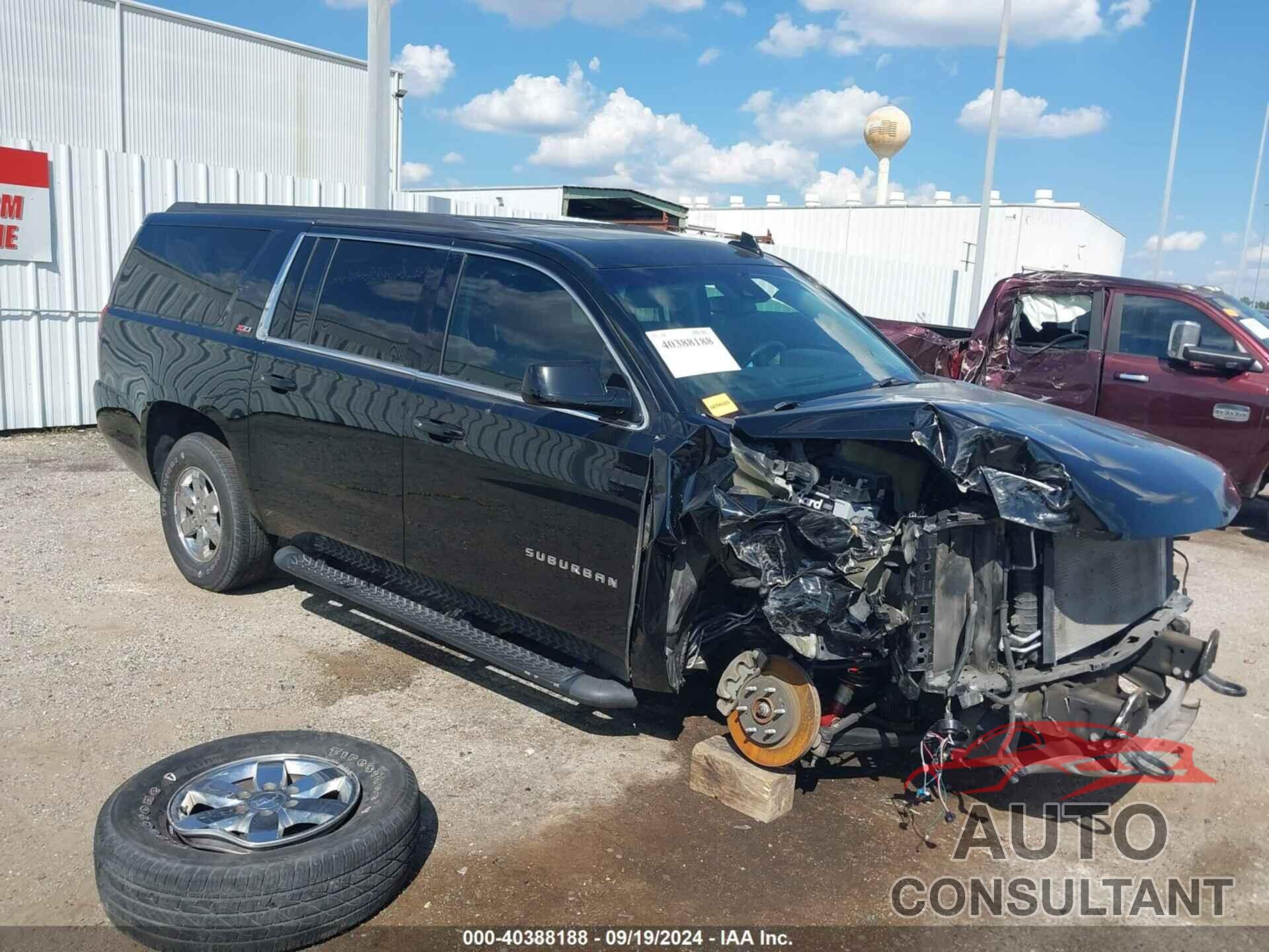 CHEVROLET SUBURBAN 2018 - 1GNSKHKC4JR139092