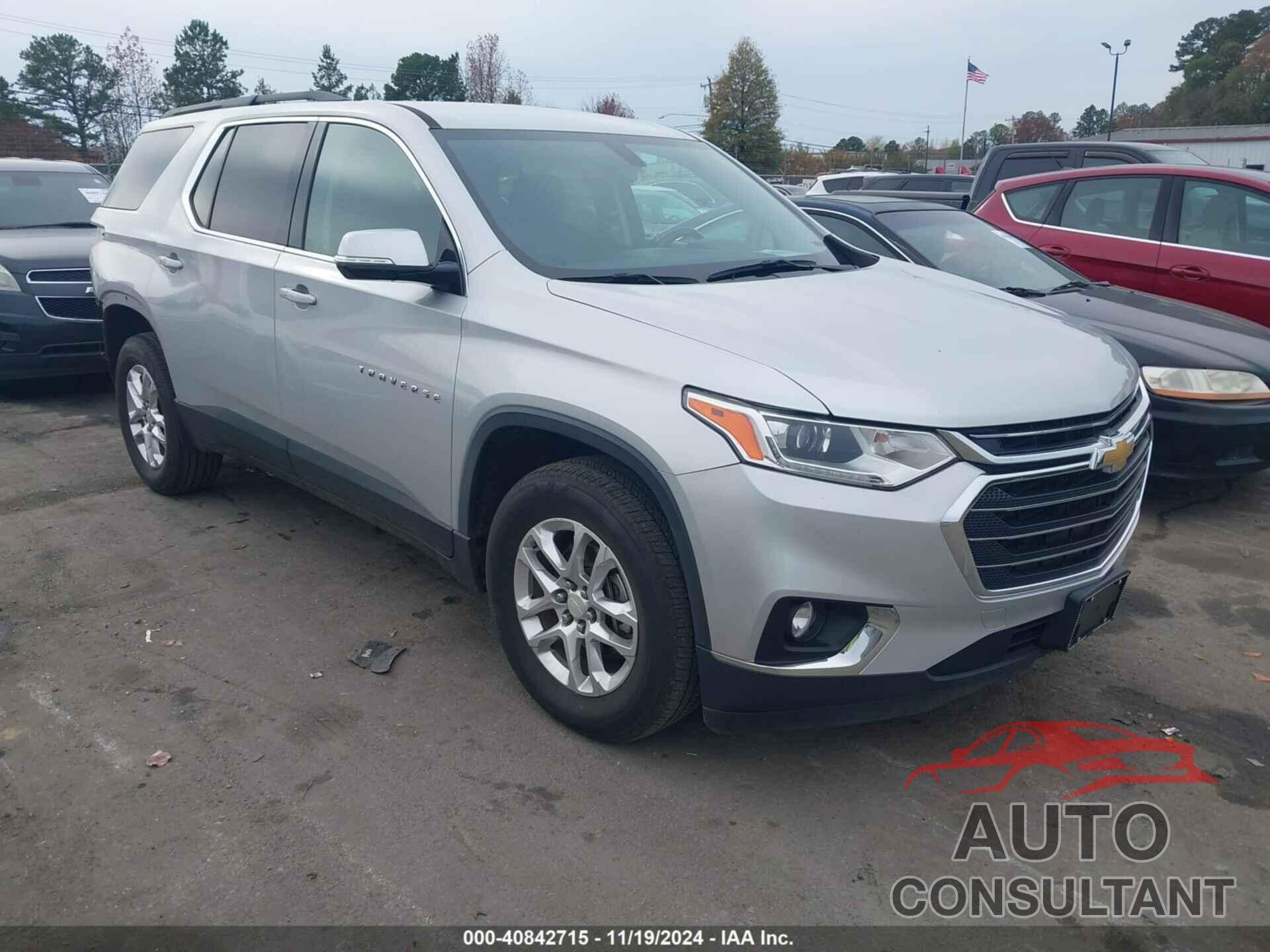 CHEVROLET TRAVERSE 2019 - 1GNERGKW0KJ272817