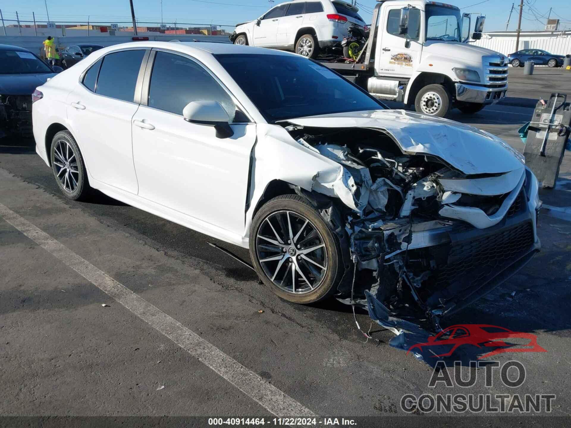 TOYOTA CAMRY 2021 - 4T1G11AK7MU594243