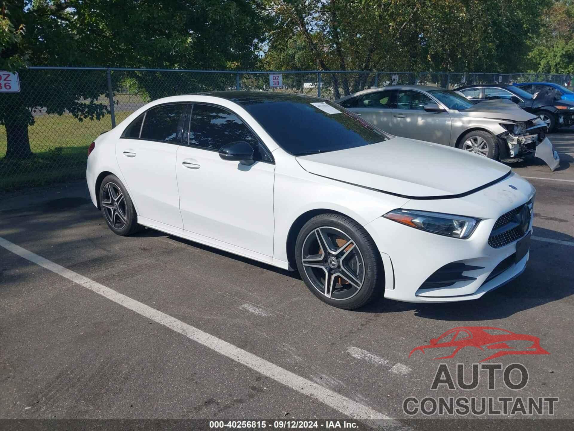 MERCEDES-BENZ A 220 2020 - W1K3G4FB8LW046479