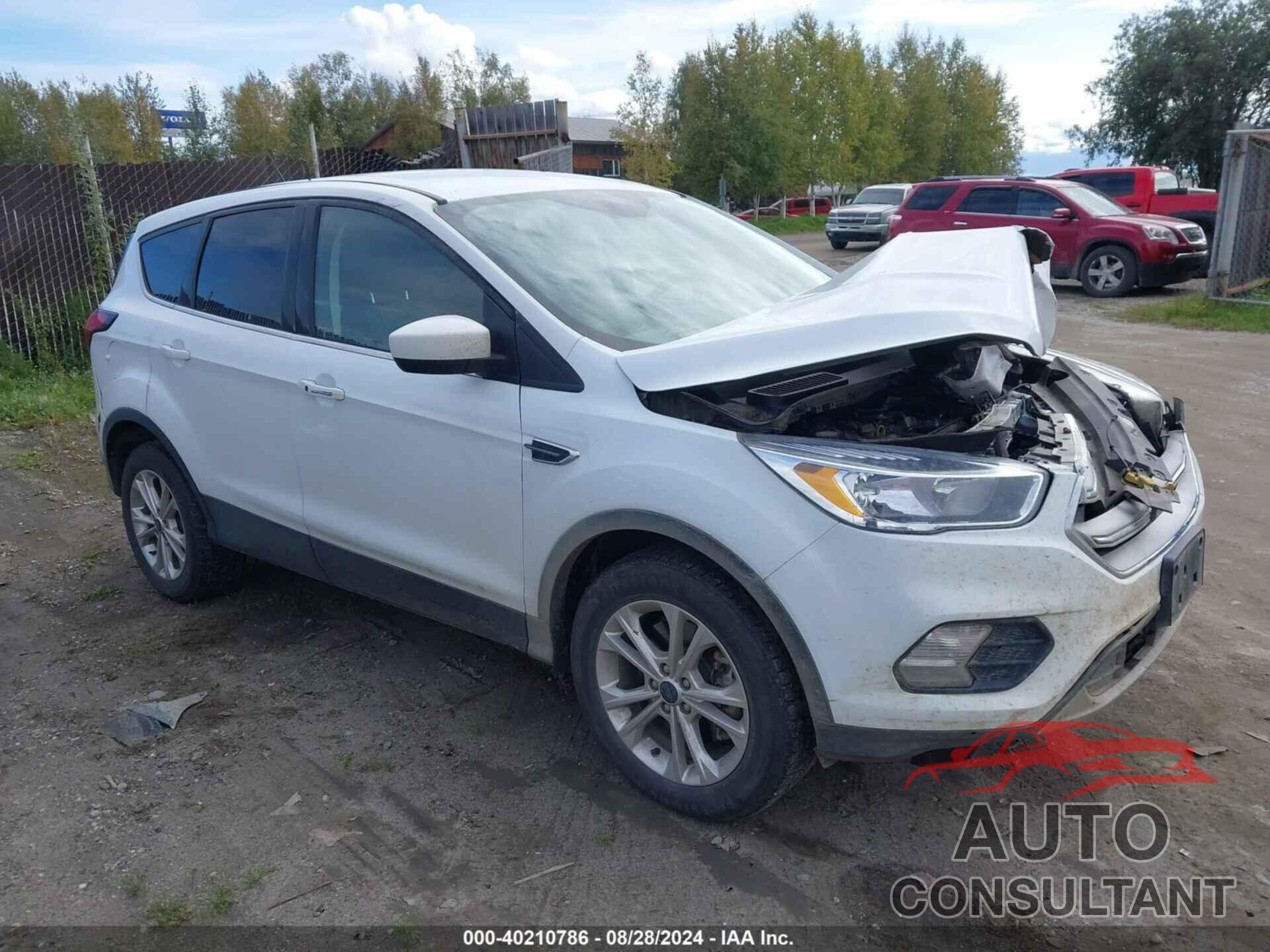 FORD ESCAPE 2019 - 1FMCU9GD8KUB07366