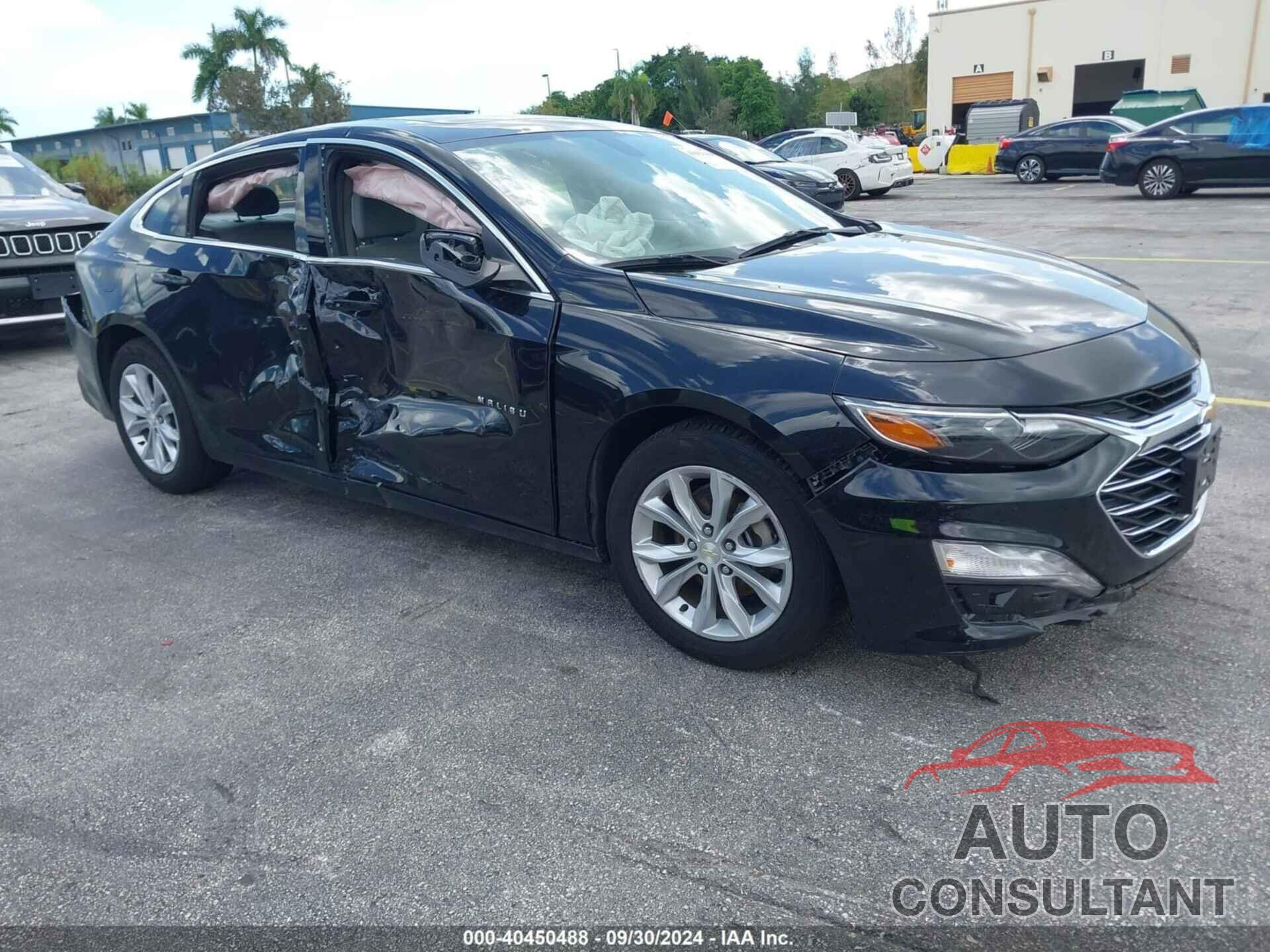 CHEVROLET MALIBU 2022 - 1G1ZD5ST3NF168101