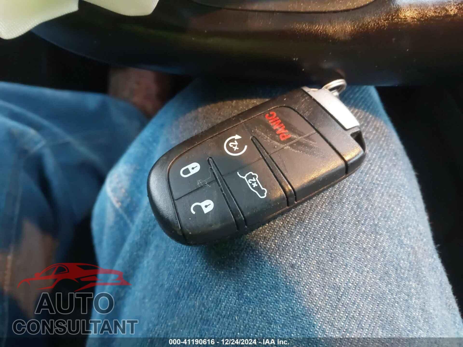 DODGE DURANGO 2023 - 1C4RDJDG1PC556514