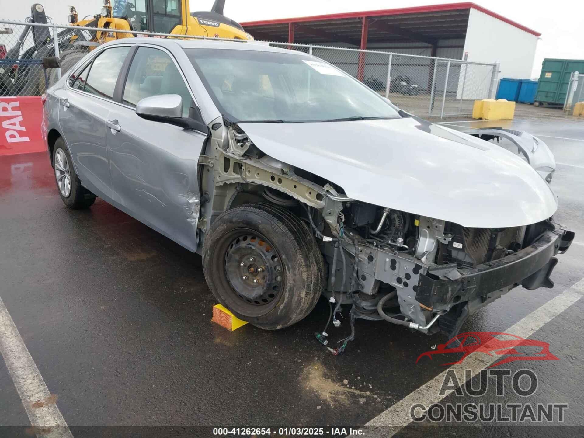 TOYOTA CAMRY 2016 - 4T4BF1FK5GR517272