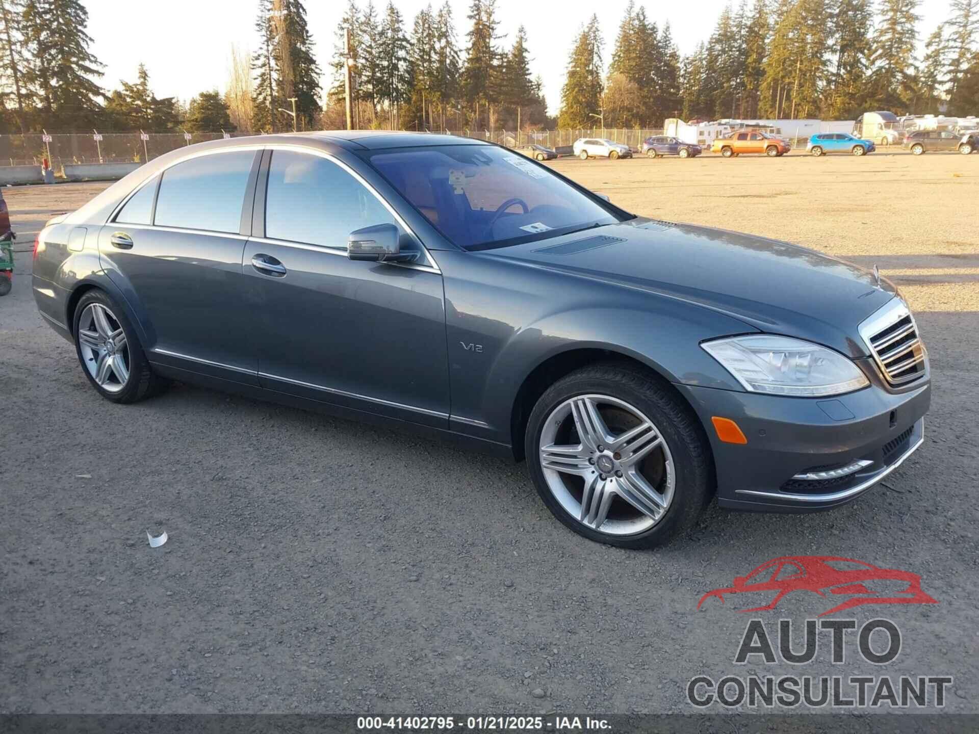 MERCEDES-BENZ S 600 2011 - WDDNG7GB1BA377909