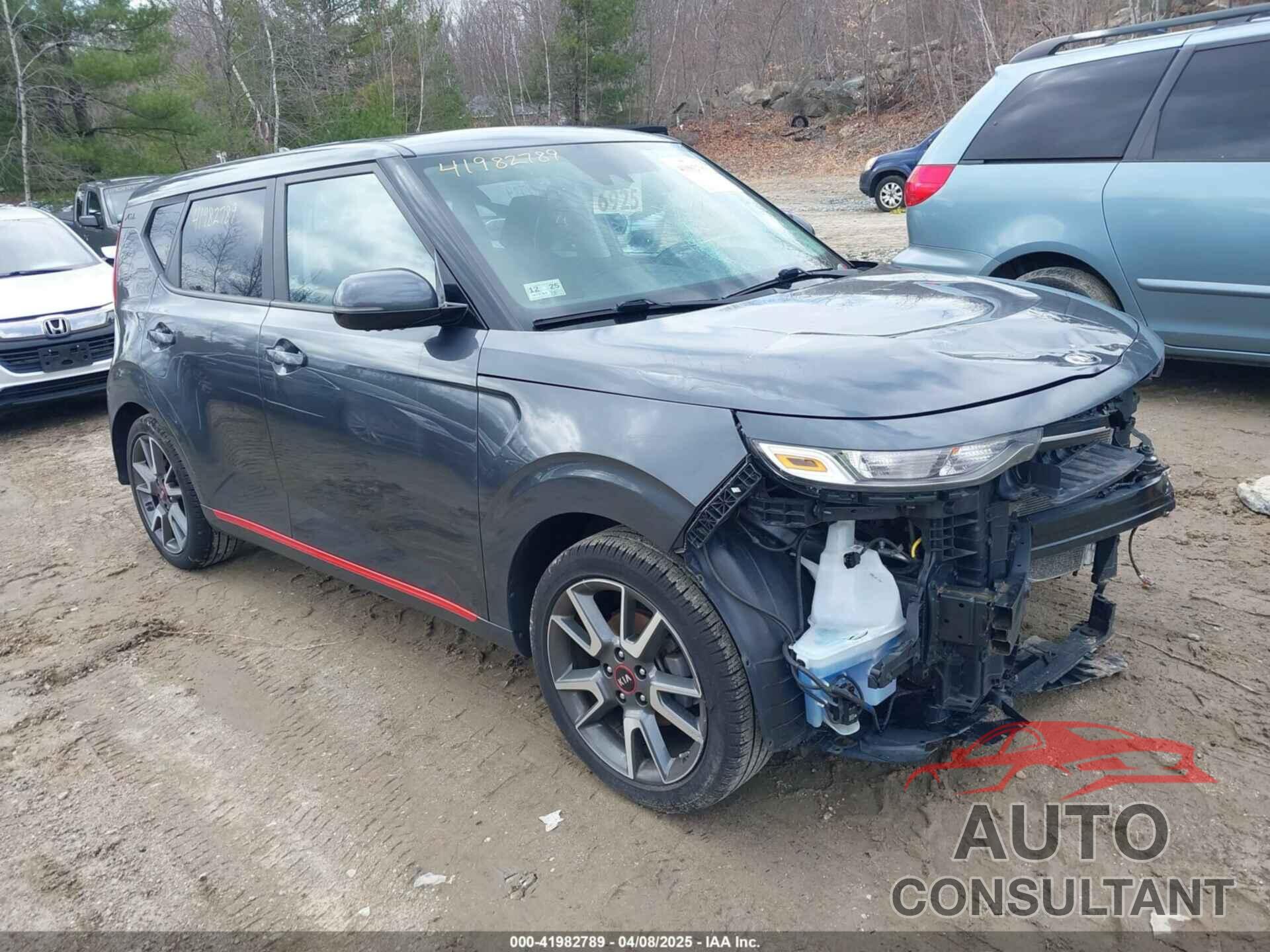 KIA SOUL 2021 - KNDJ63AU1M7749621