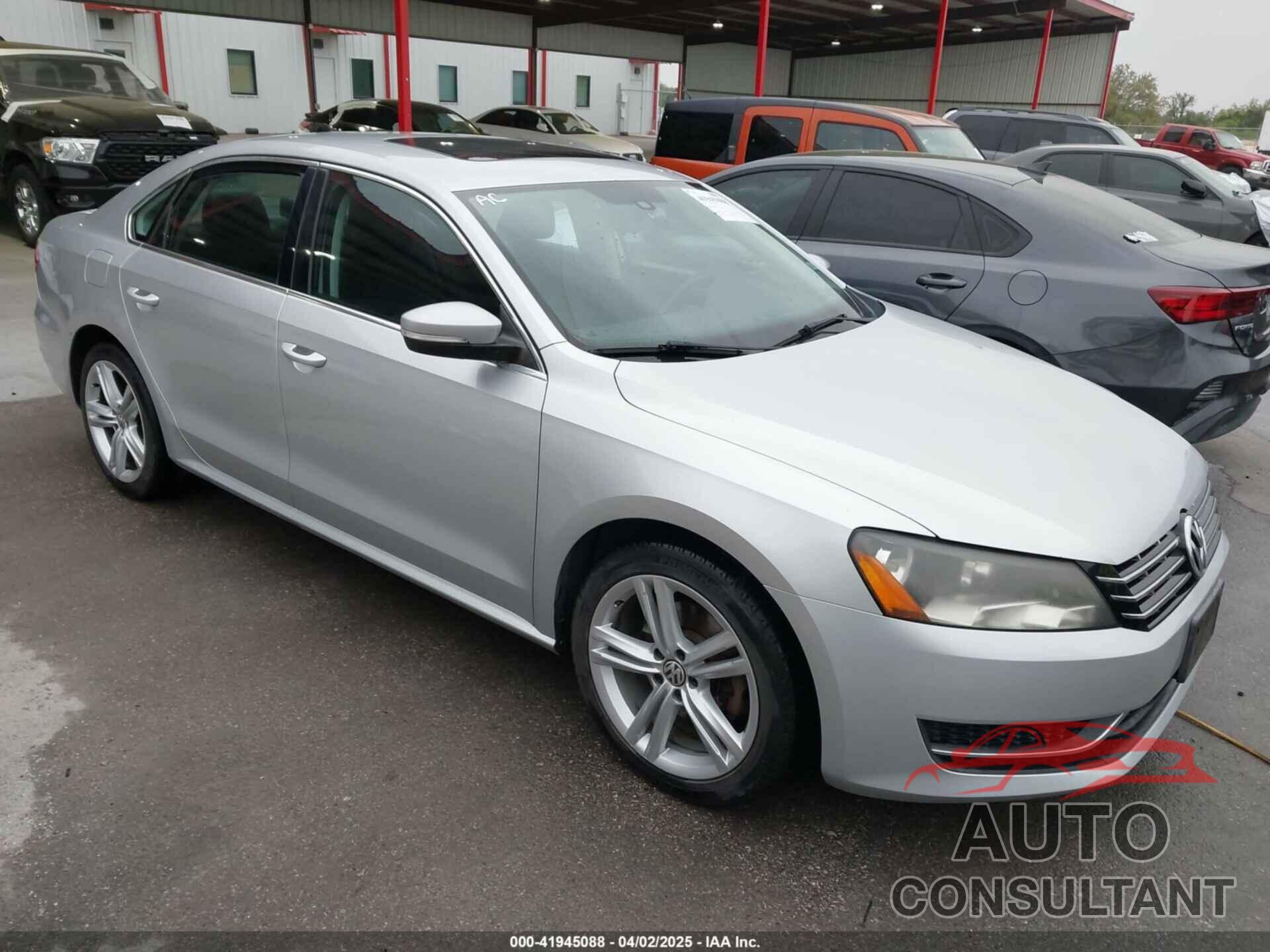 VOLKSWAGEN PASSAT 2015 - 1VWBV7A39FC031487