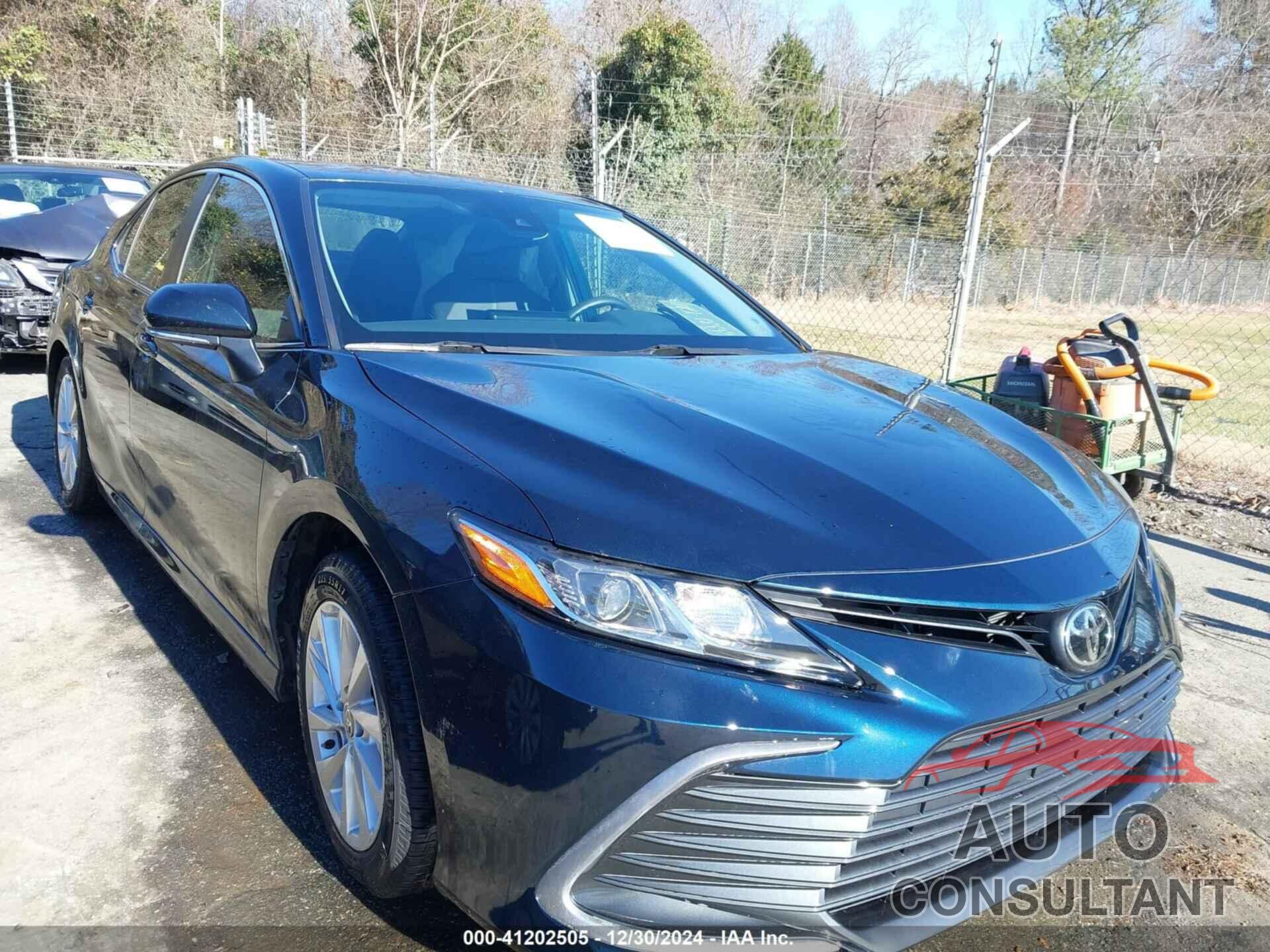 TOYOTA CAMRY 2021 - 4T1R11AK4MU491287