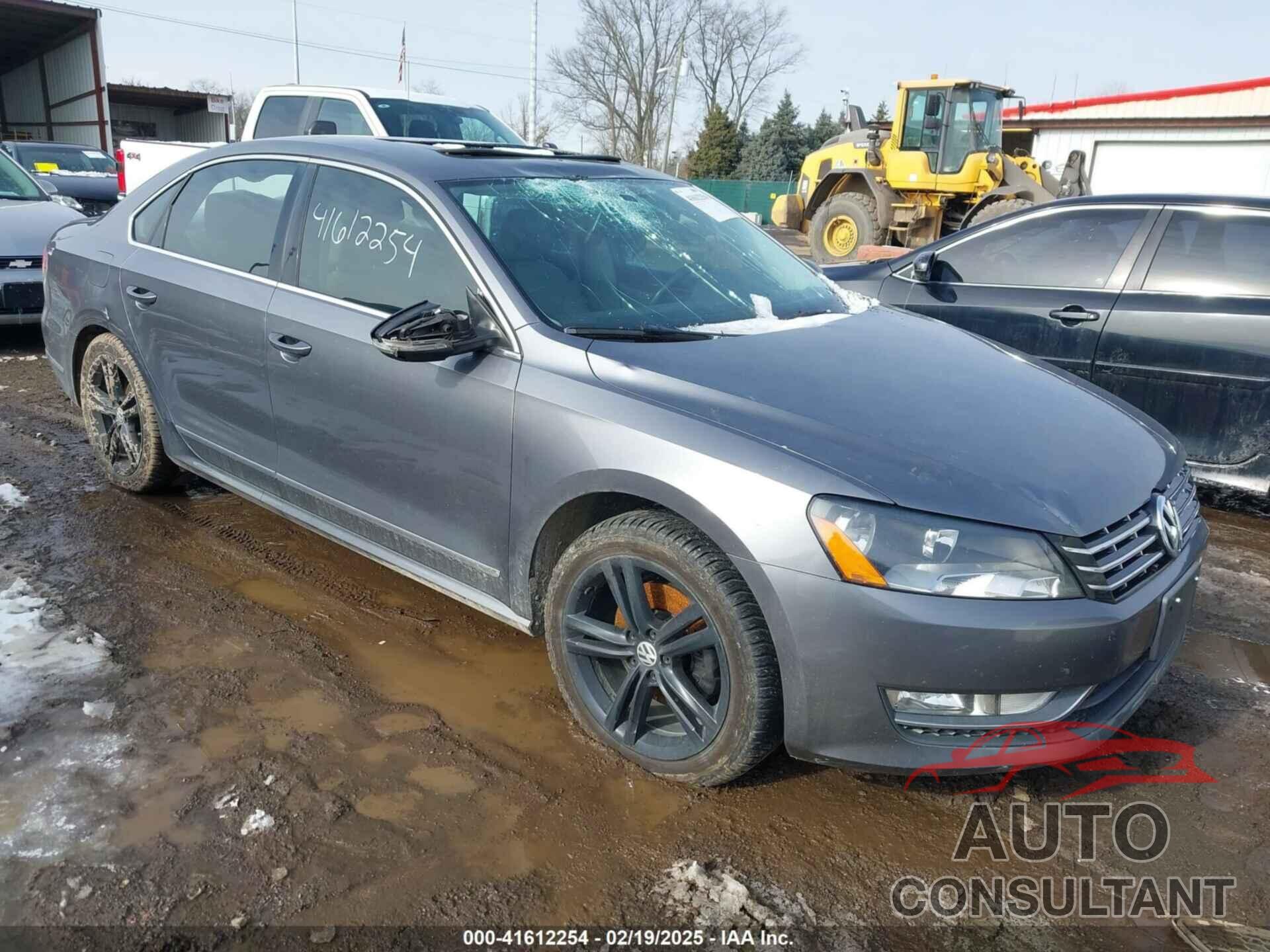 VOLKSWAGEN PASSAT 2012 - 1VWCN7A36CC056735