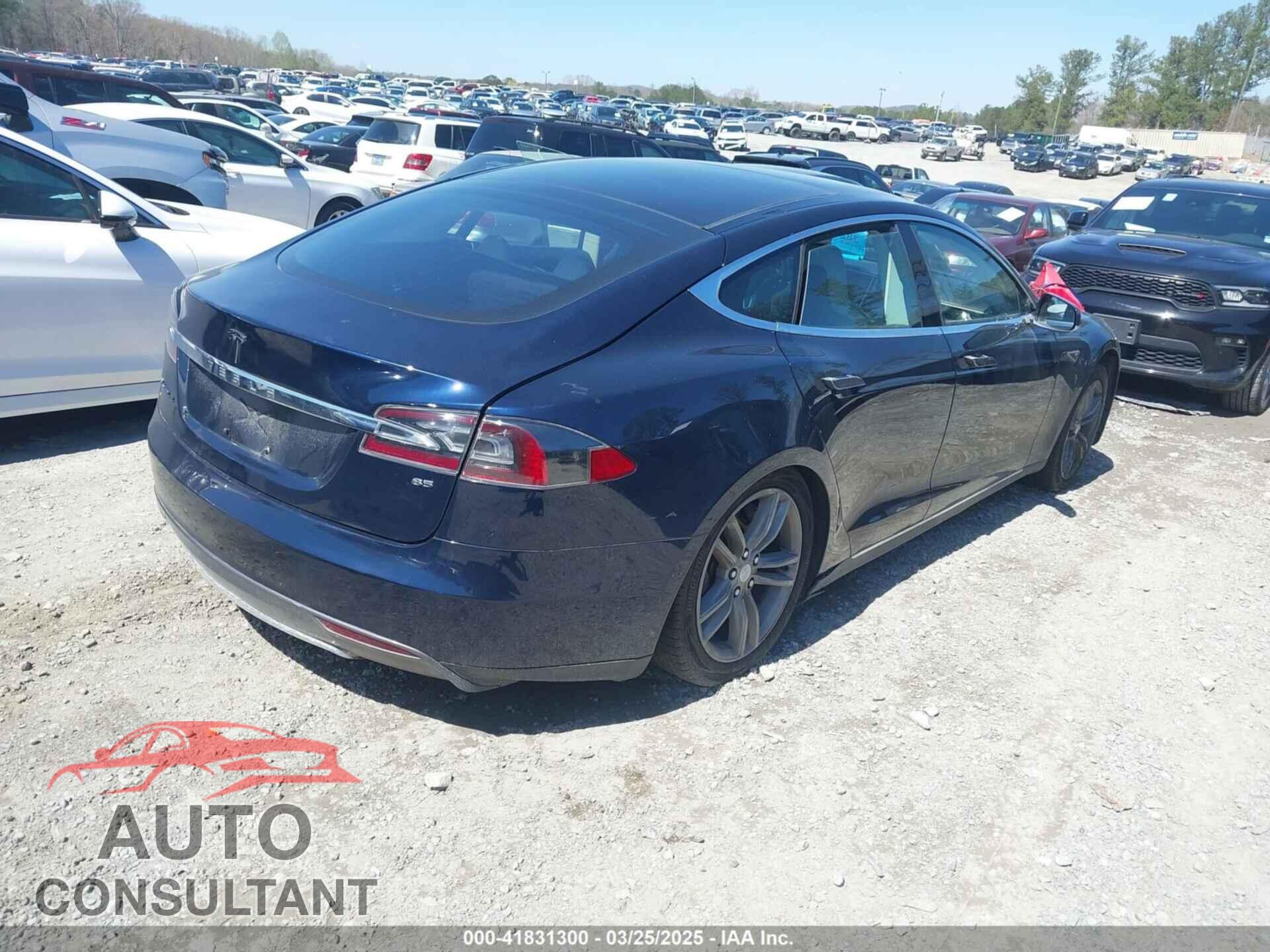 TESLA MODEL S 2013 - 5YJSA1CNXDFP20609