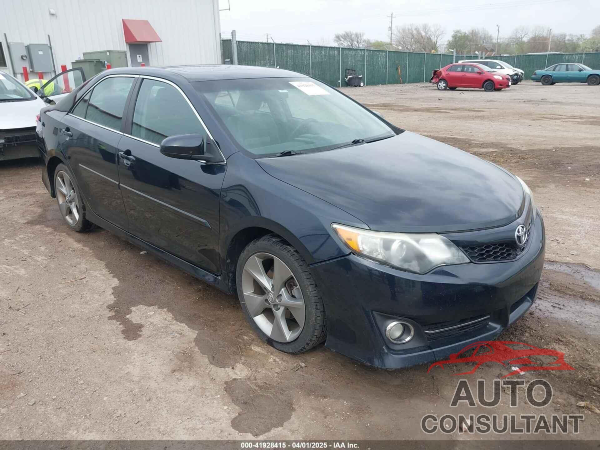 TOYOTA CAMRY 2014 - 4T1BF1FK5EU332128