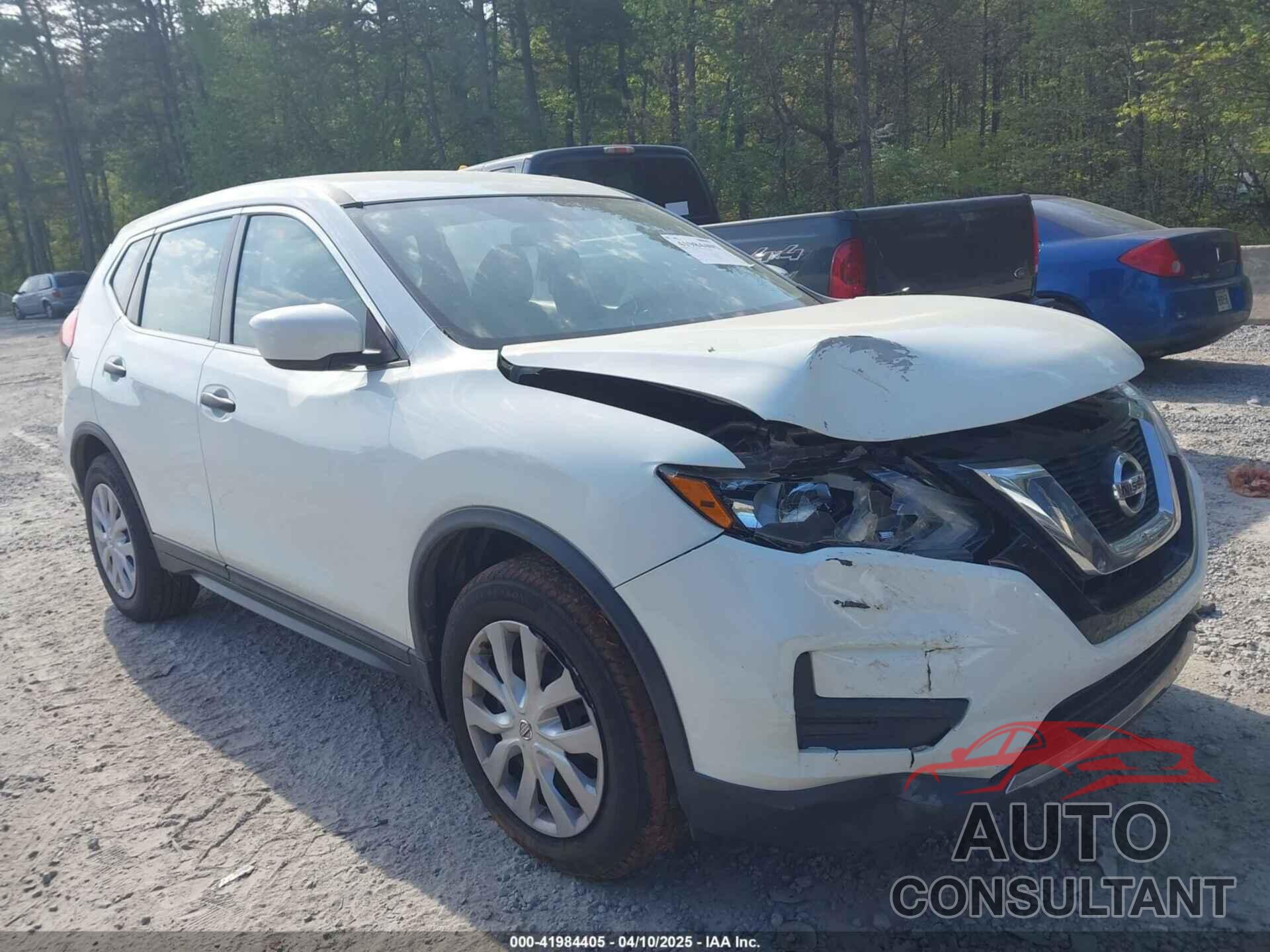 NISSAN ROGUE 2017 - 5N1AT2MT0HC811413
