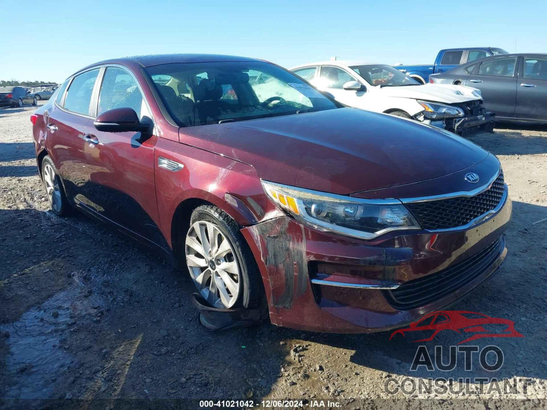 KIA OPTIMA 2018 - 5XXGT4L36JG258798