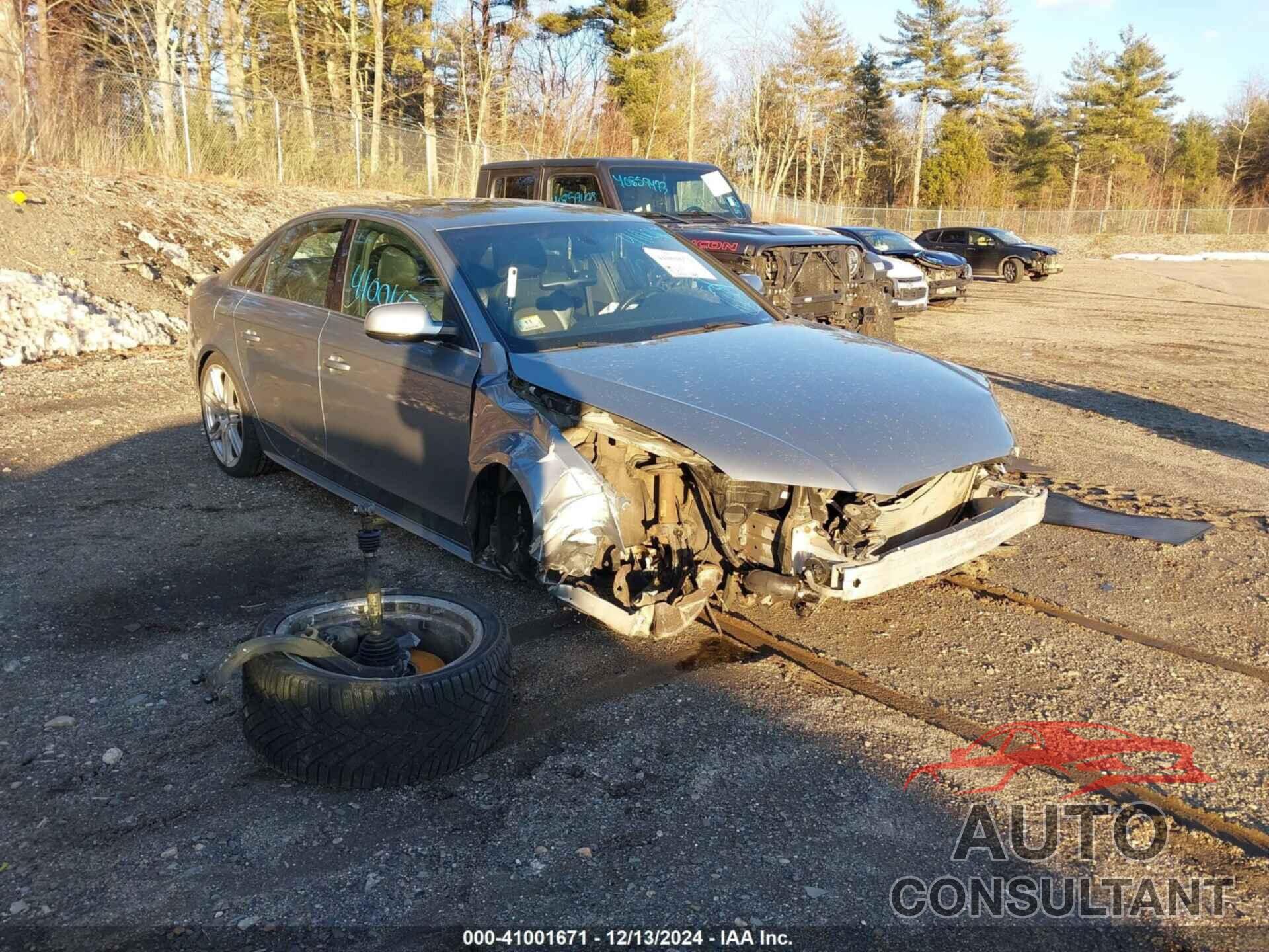 AUDI A4 2010 - WAUKFAFL8AN031397