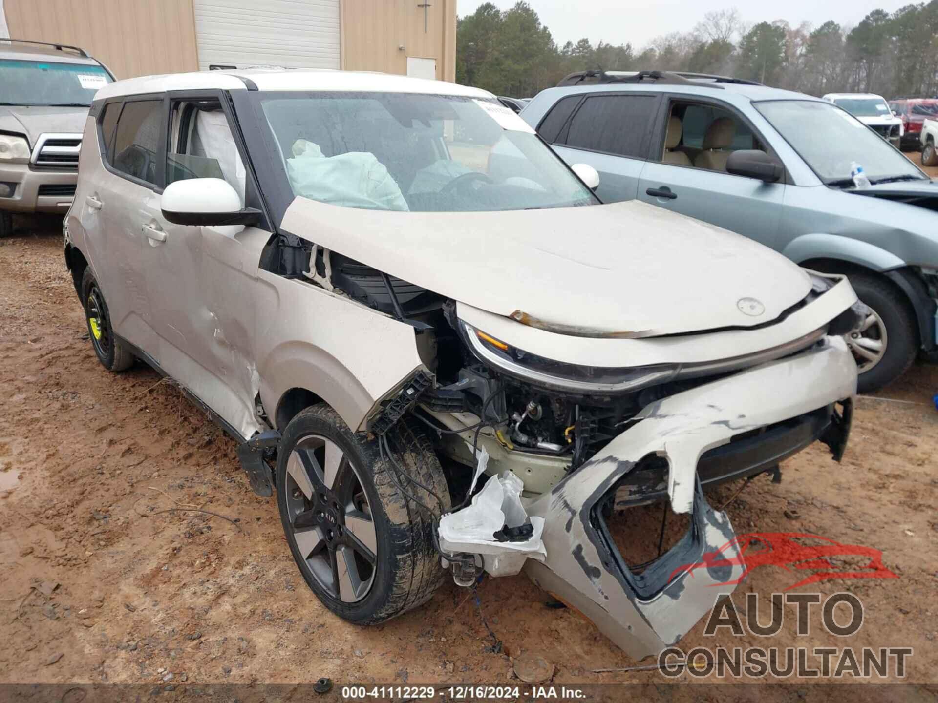 KIA SOUL 2020 - KNDJ33AU1L7104975