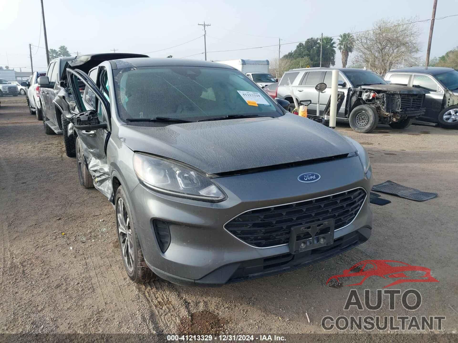 FORD ESCAPE 2022 - 1FMCU0G65NUB10677