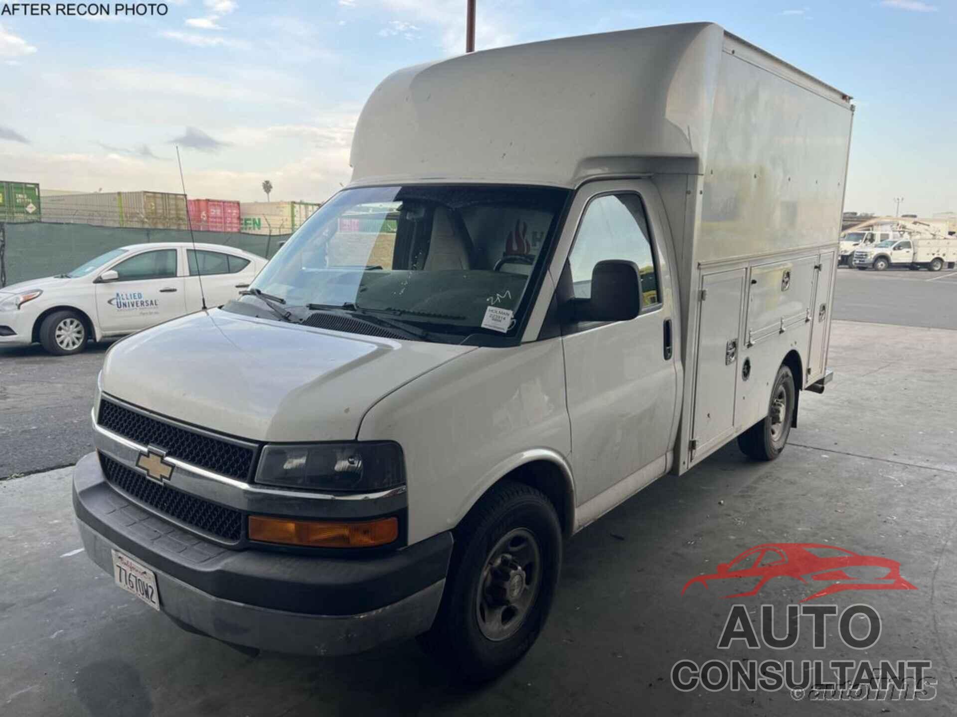 CHEVROLET EXPRESS G3500 2016 - 1GB0GRFG4G1309631