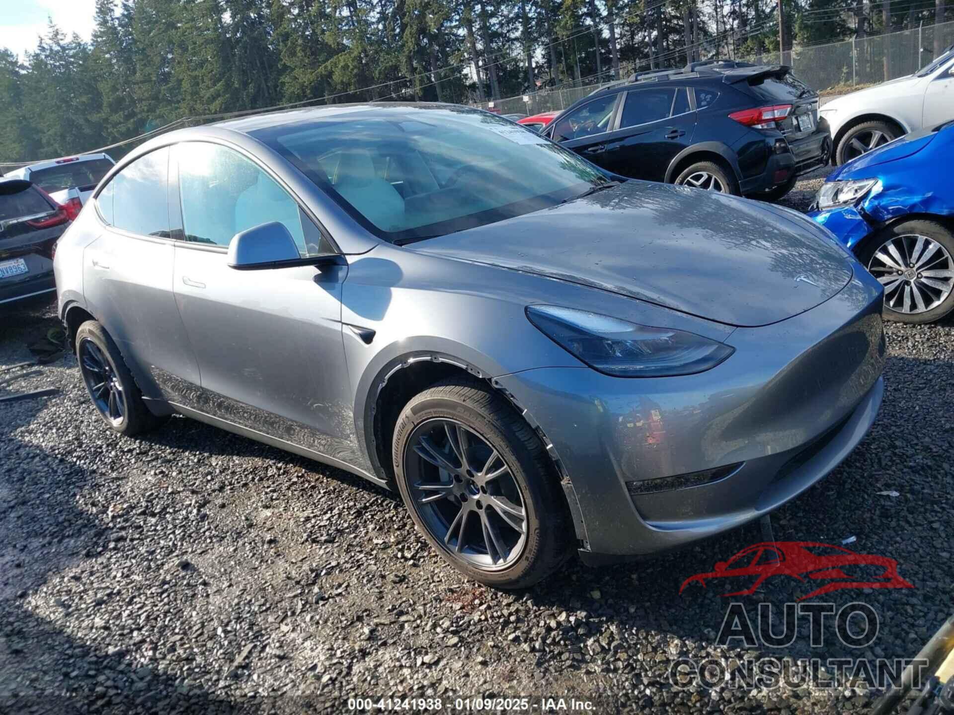 TESLA MODEL Y 2024 - 7SAYGAEE0RF177075