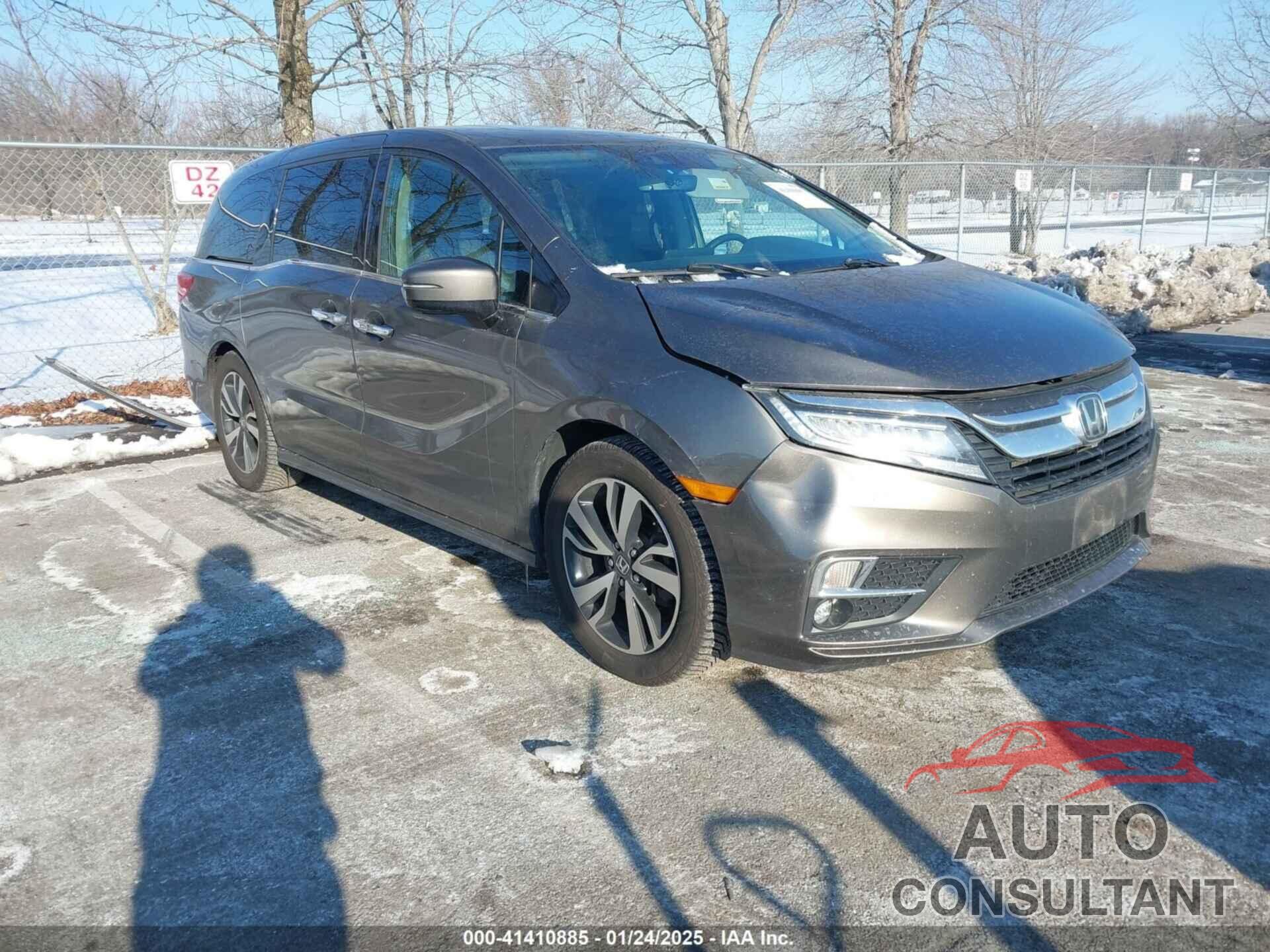 HONDA ODYSSEY 2018 - 5FNRL6H98JB019693