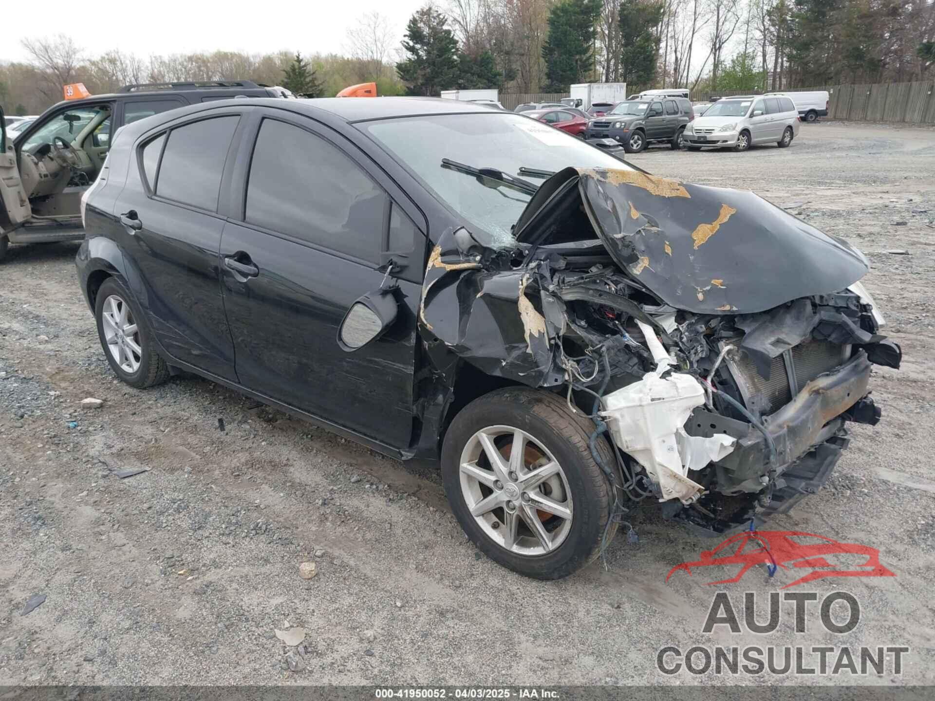 TOYOTA PRIUS C 2015 - JTDKDTB32F1576858