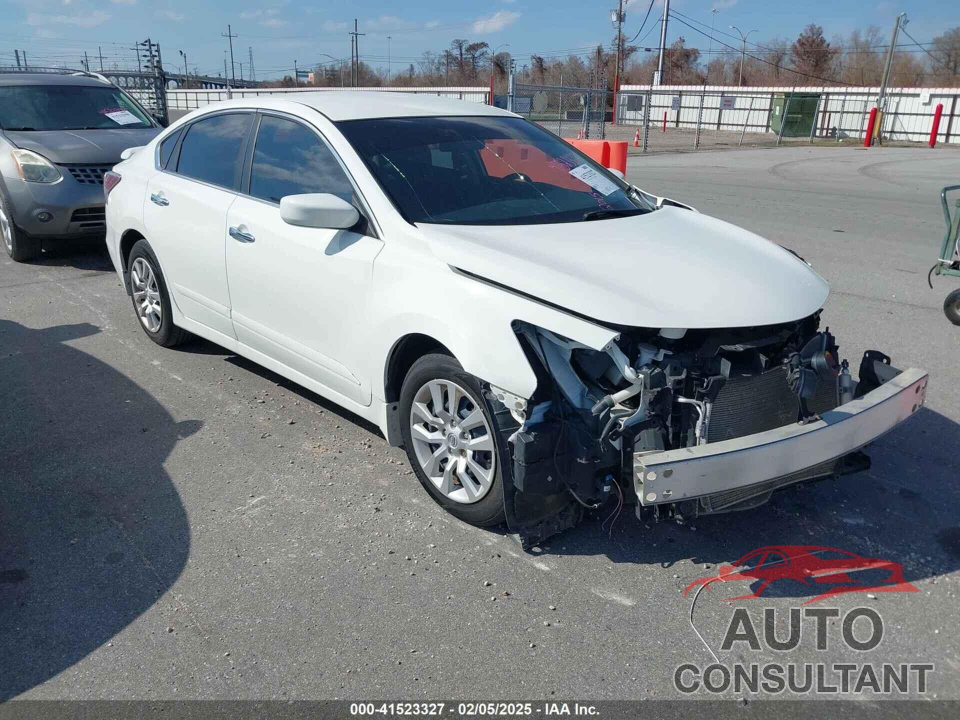 NISSAN ALTIMA 2015 - 1N4AL3AP0FC290021