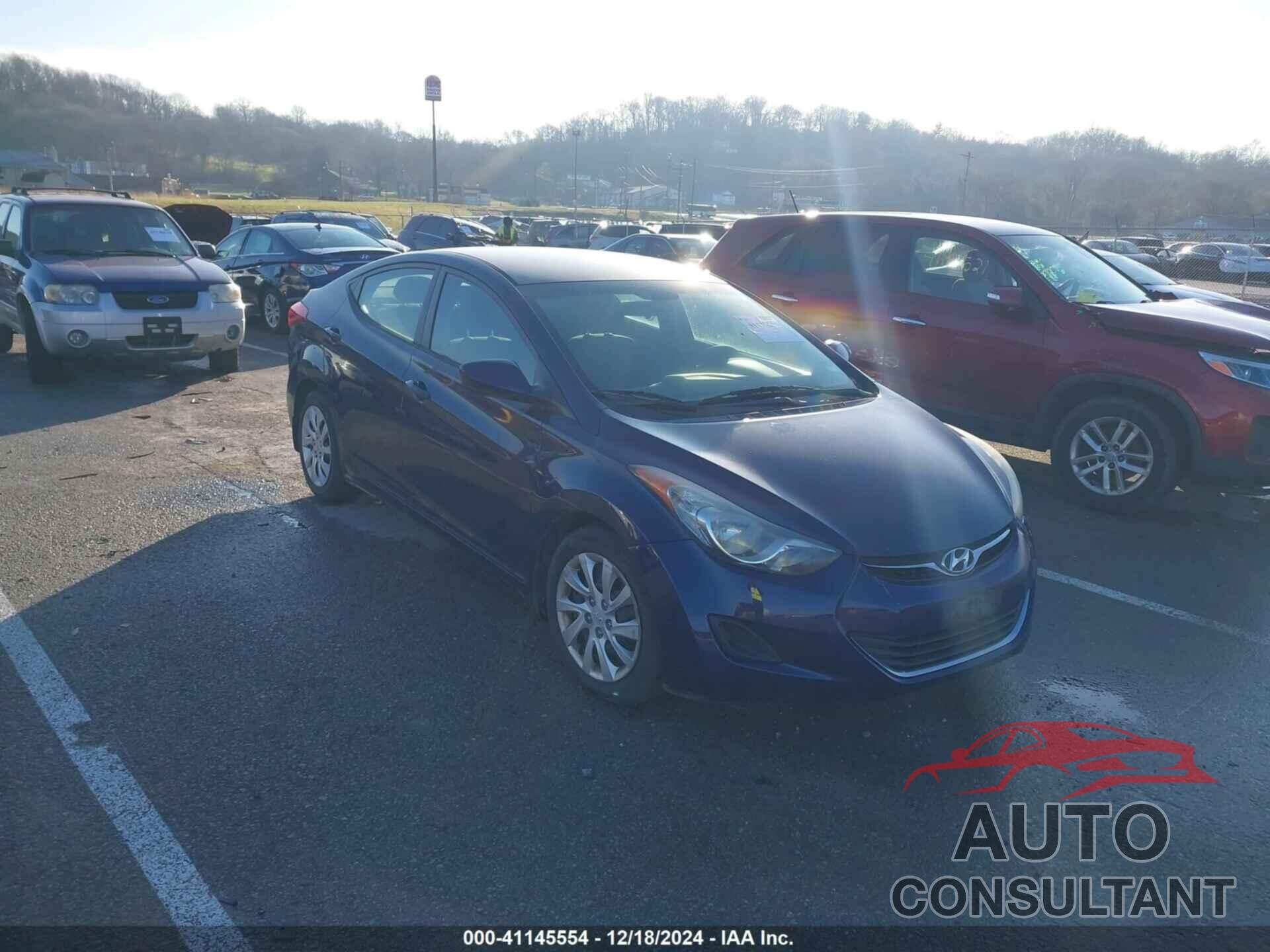 HYUNDAI ELANTRA 2013 - 5NPDH4AE1DH170307