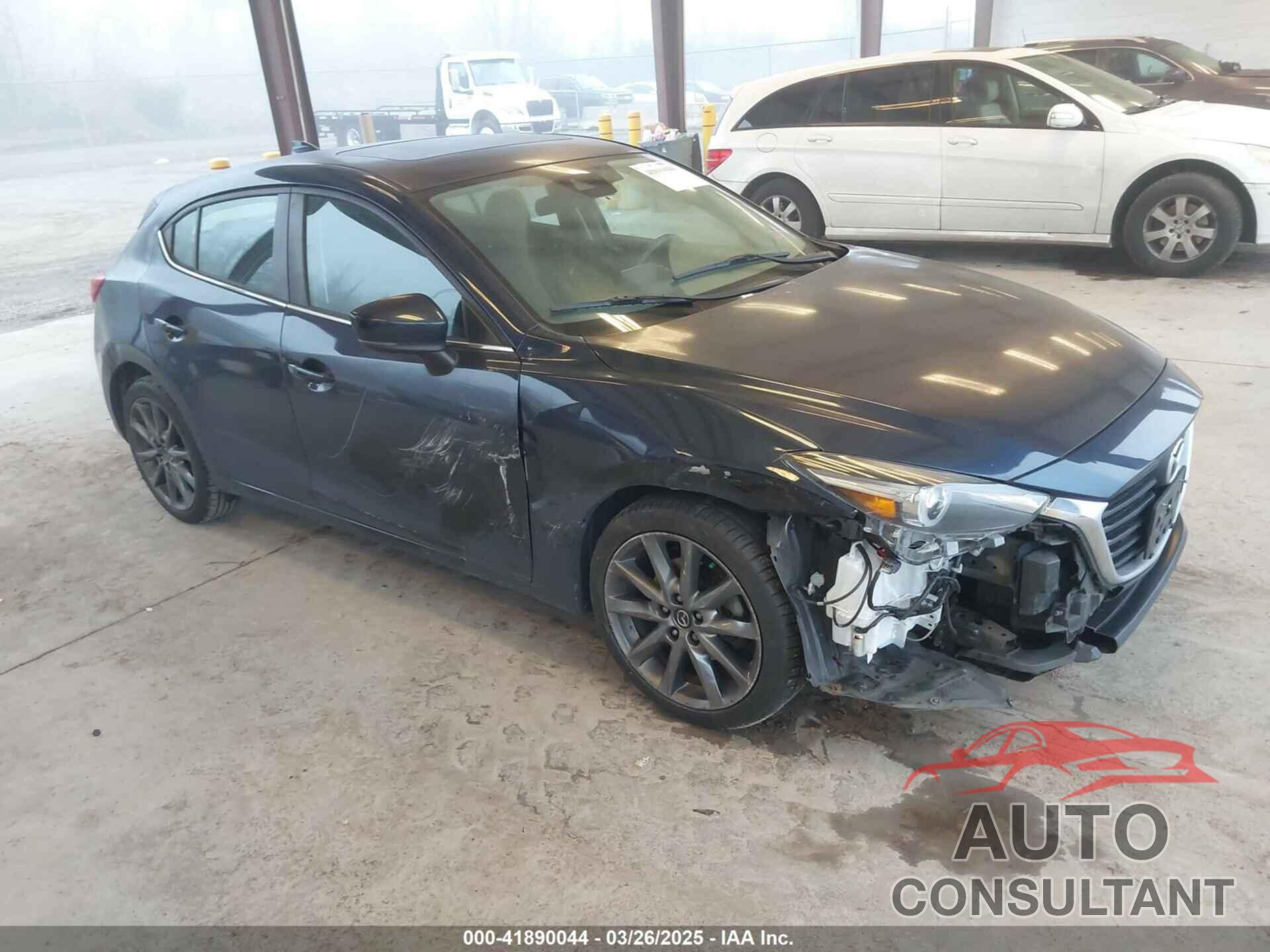 MAZDA 3 2018 - 3MZBN1M37JM269239
