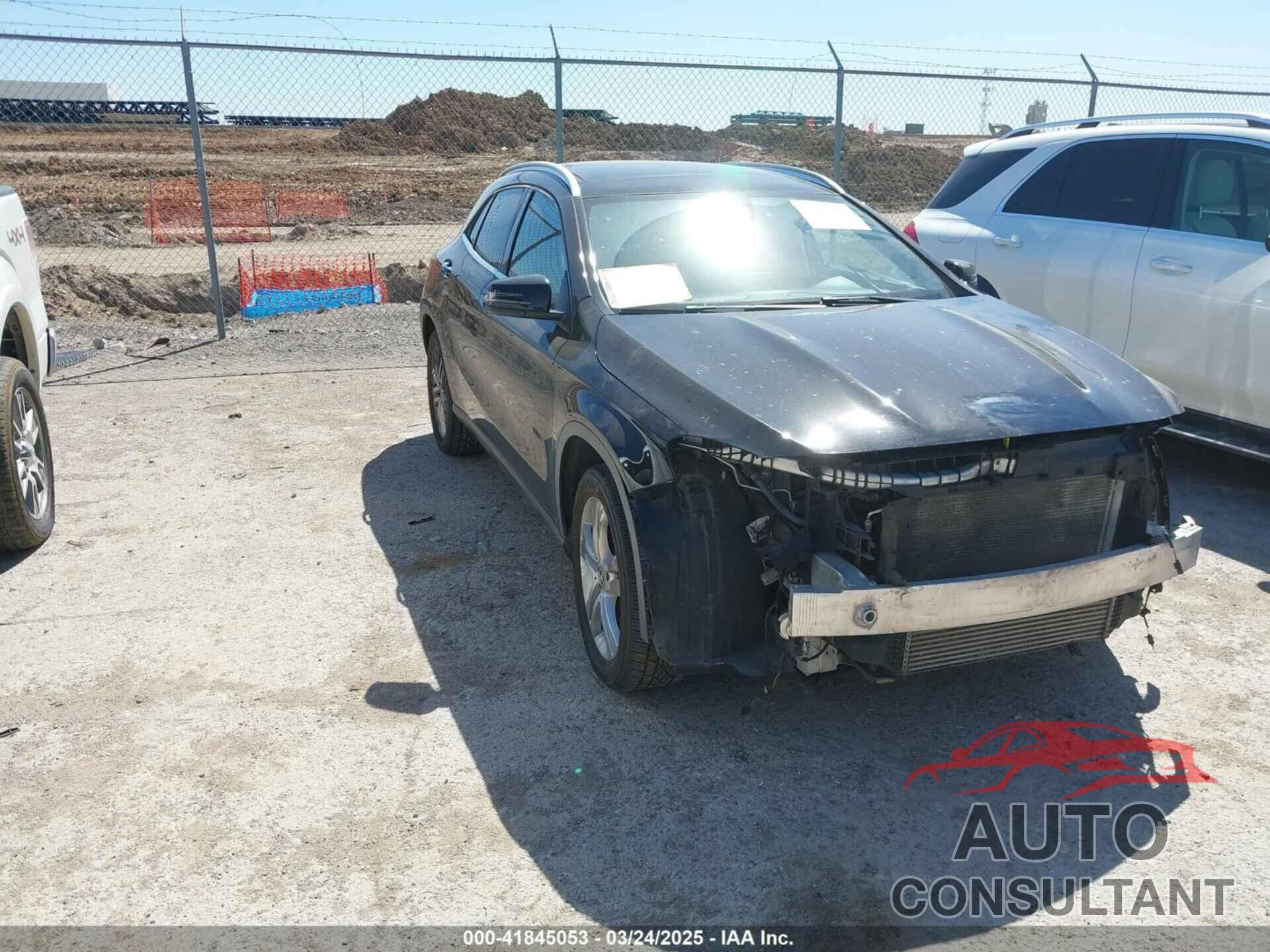 MERCEDES-BENZ GLA 250 2019 - WDCTG4GB1KJ549320