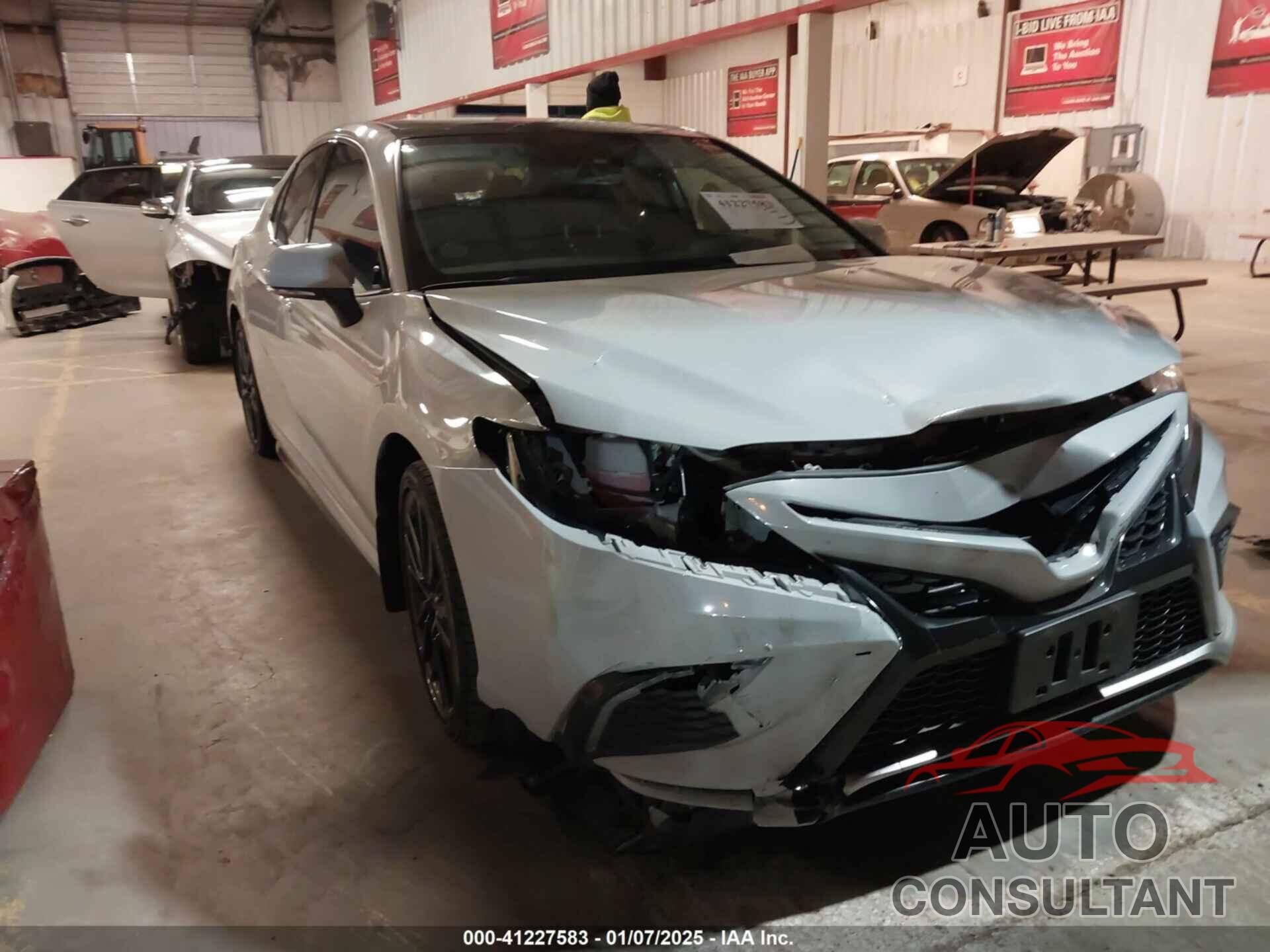 TOYOTA CAMRY 2023 - 4T1K61AK0PU080251