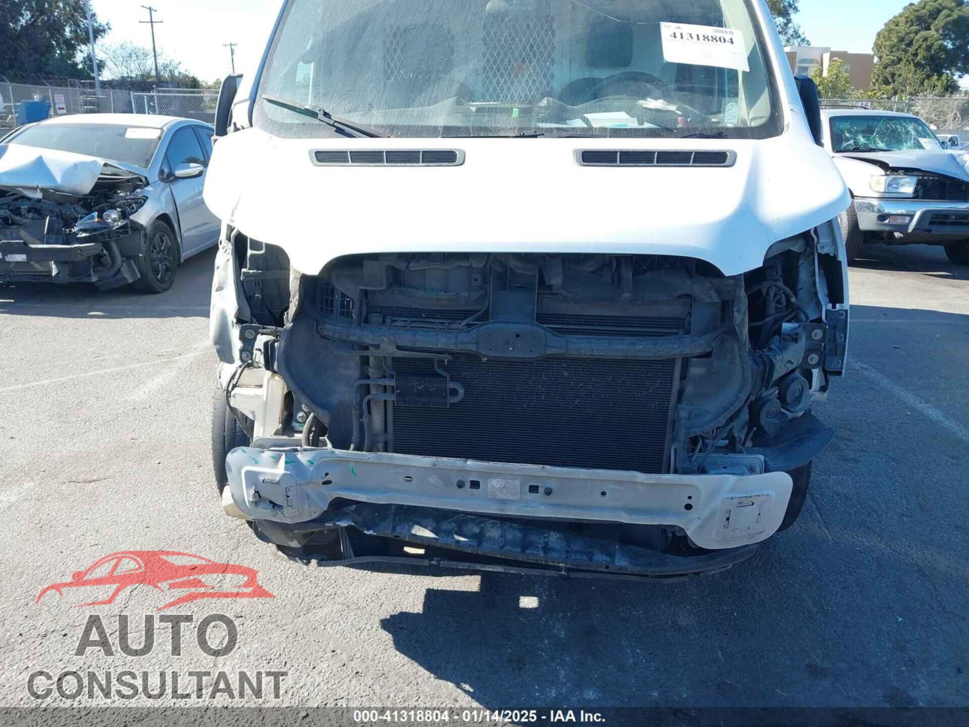 FORD TRANSIT-250 2015 - 1FTNR1ZM1FKB02444